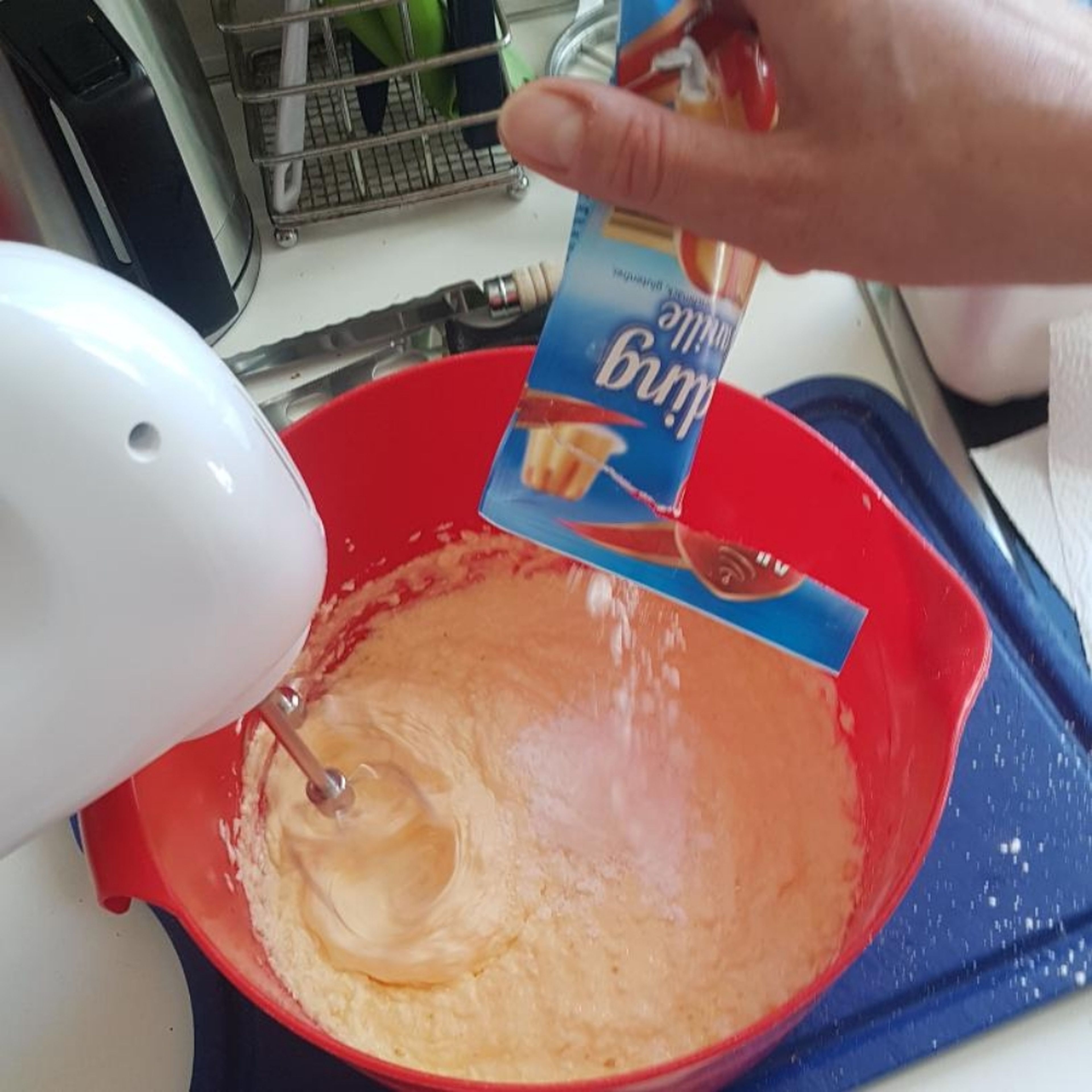 Stir in pudding powder.