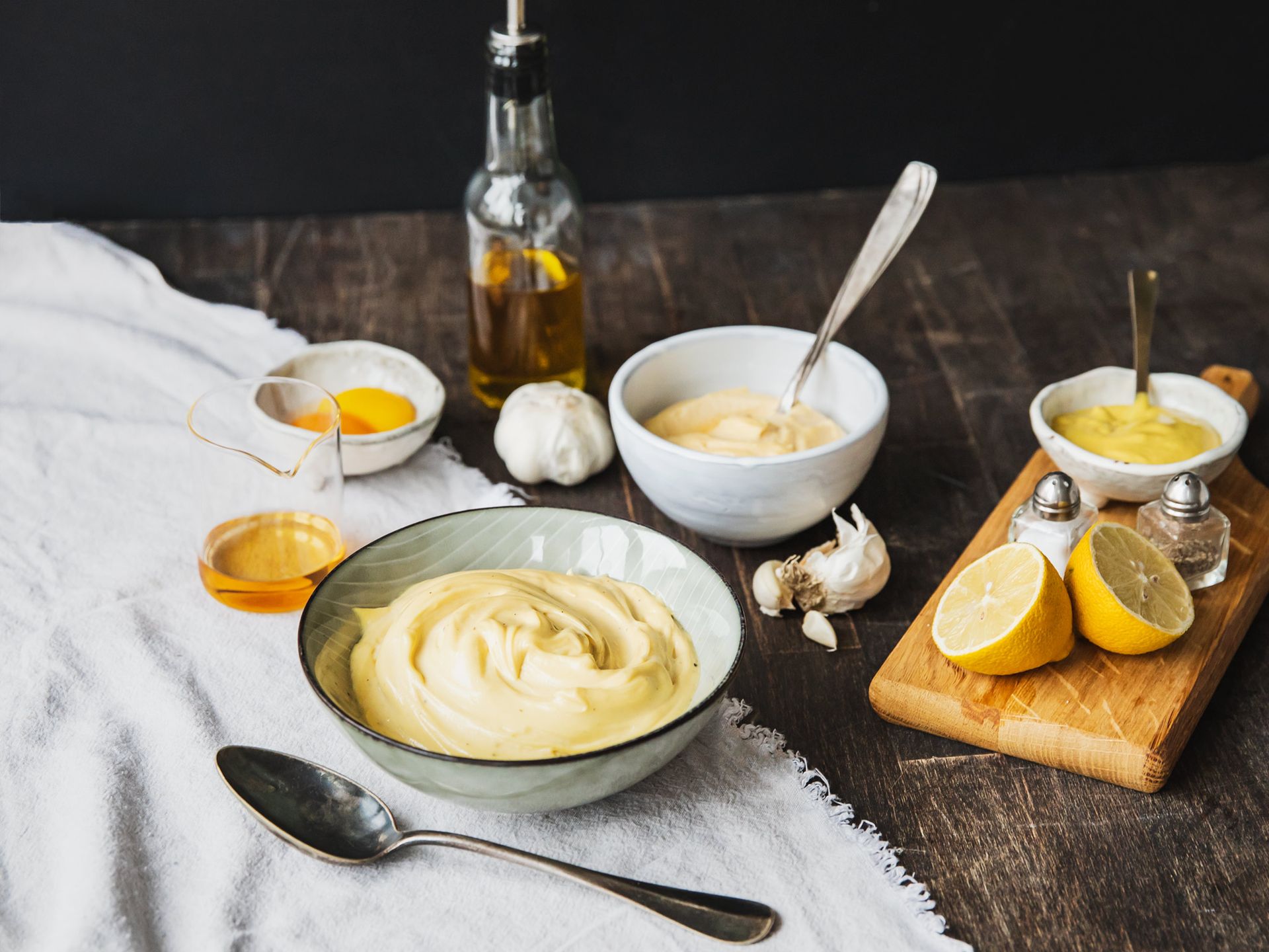 Aioli und Mayonnaise blitzschnell selber machen Stories Kitchen Stories