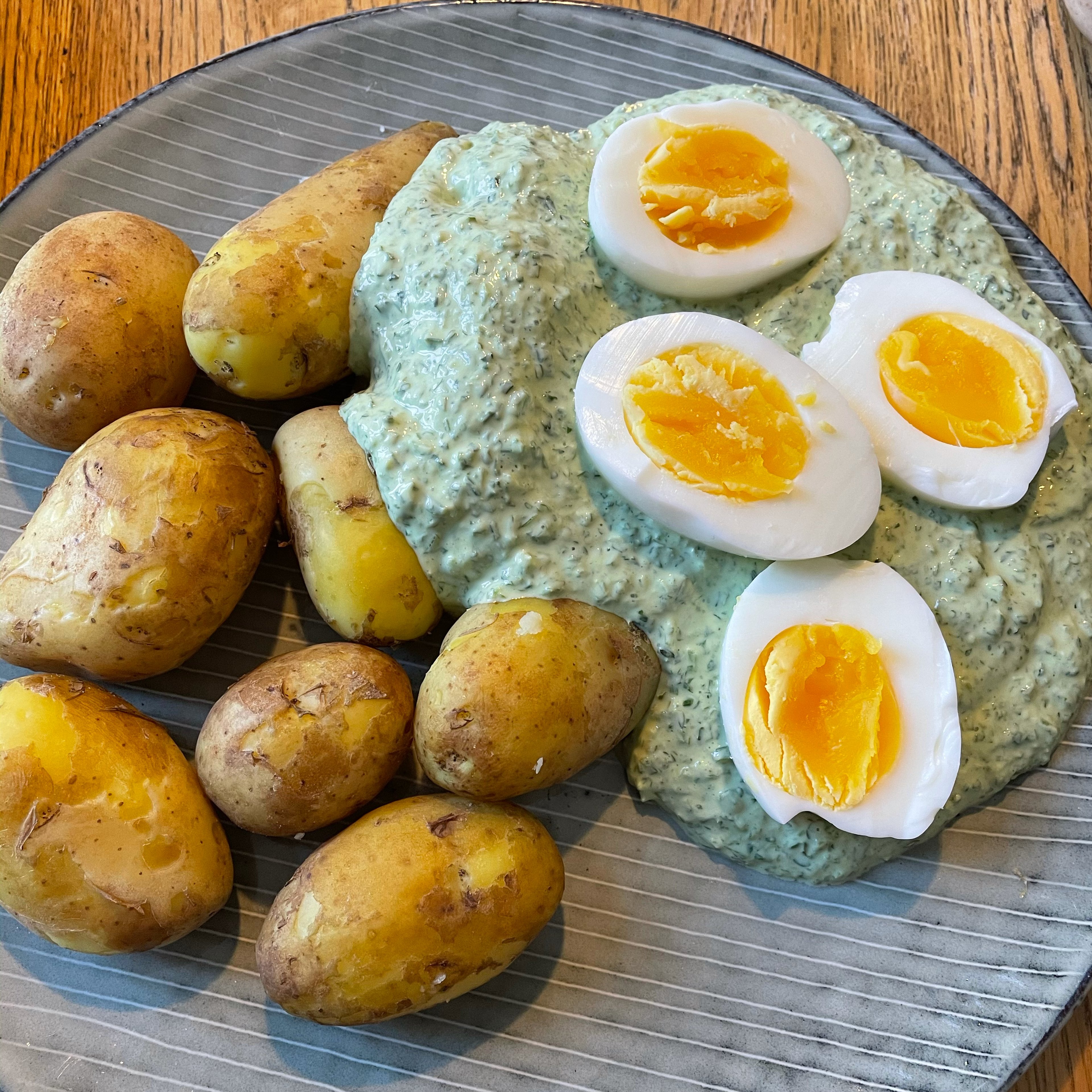 Frankfurt's traditional Green Sauce - „Grie Soß“