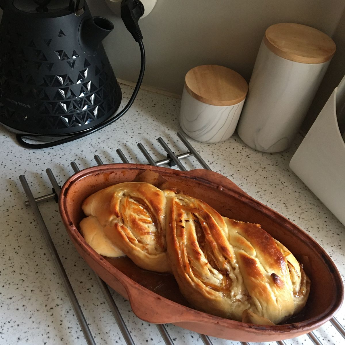 Babka with Orange Peel Jam | Recipe | Kitchen Stories