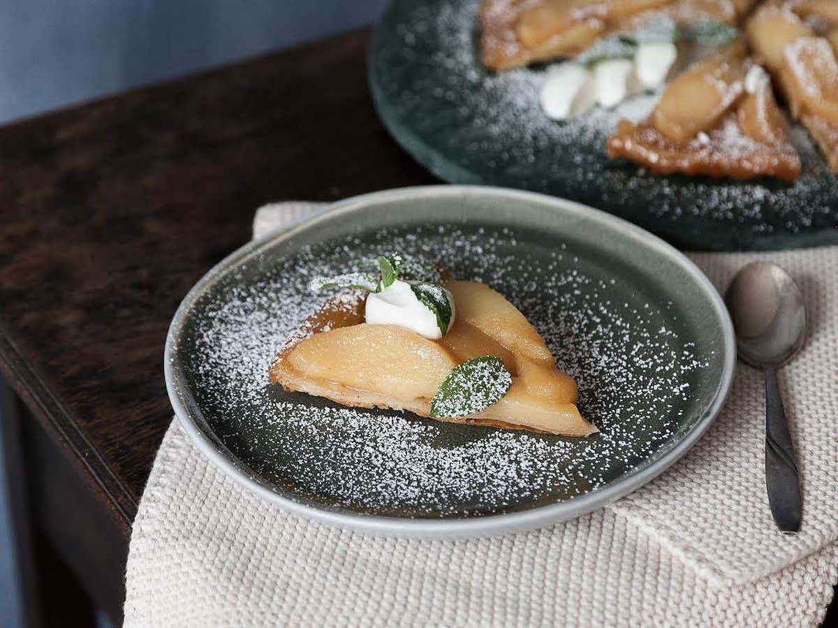 Quince tarte tatin | Recipe | Kitchen Stories