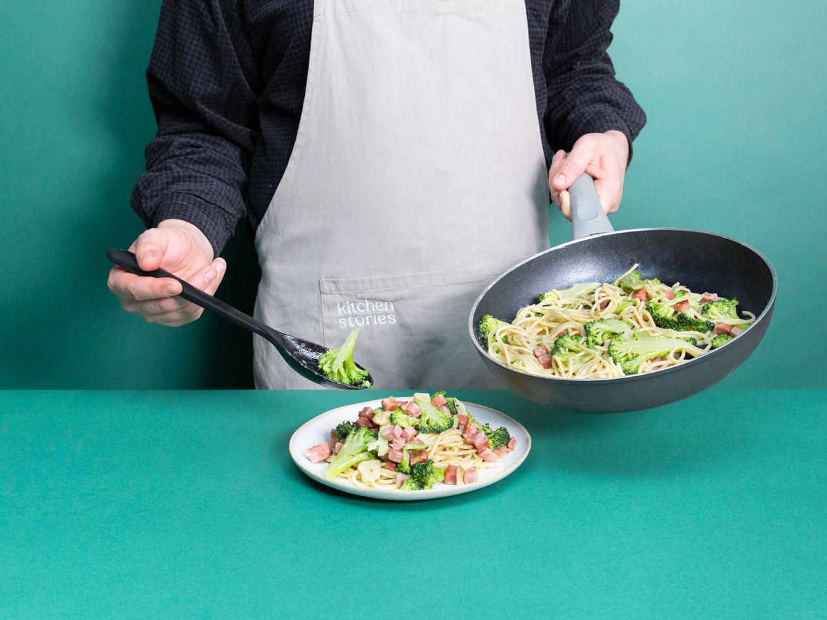 Pasta con mortadella e broccoli (Pasta mit Mortadella und Brokkoli
