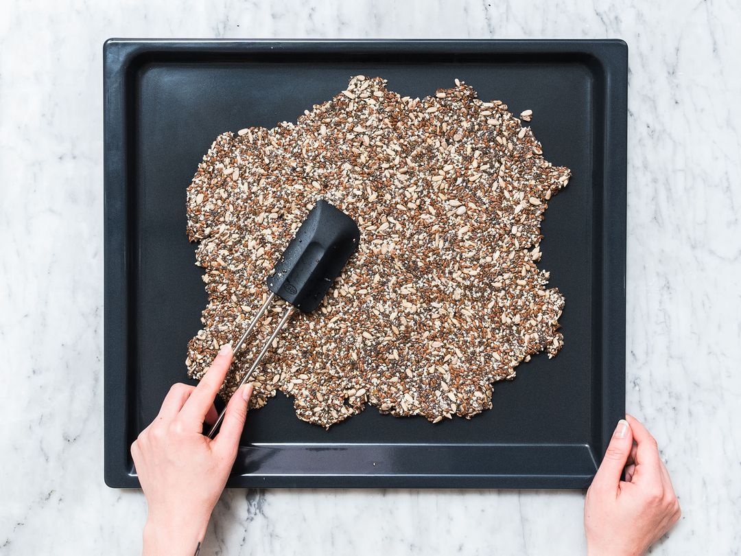 Lowcarb seed crackers Recipe Kitchen Stories