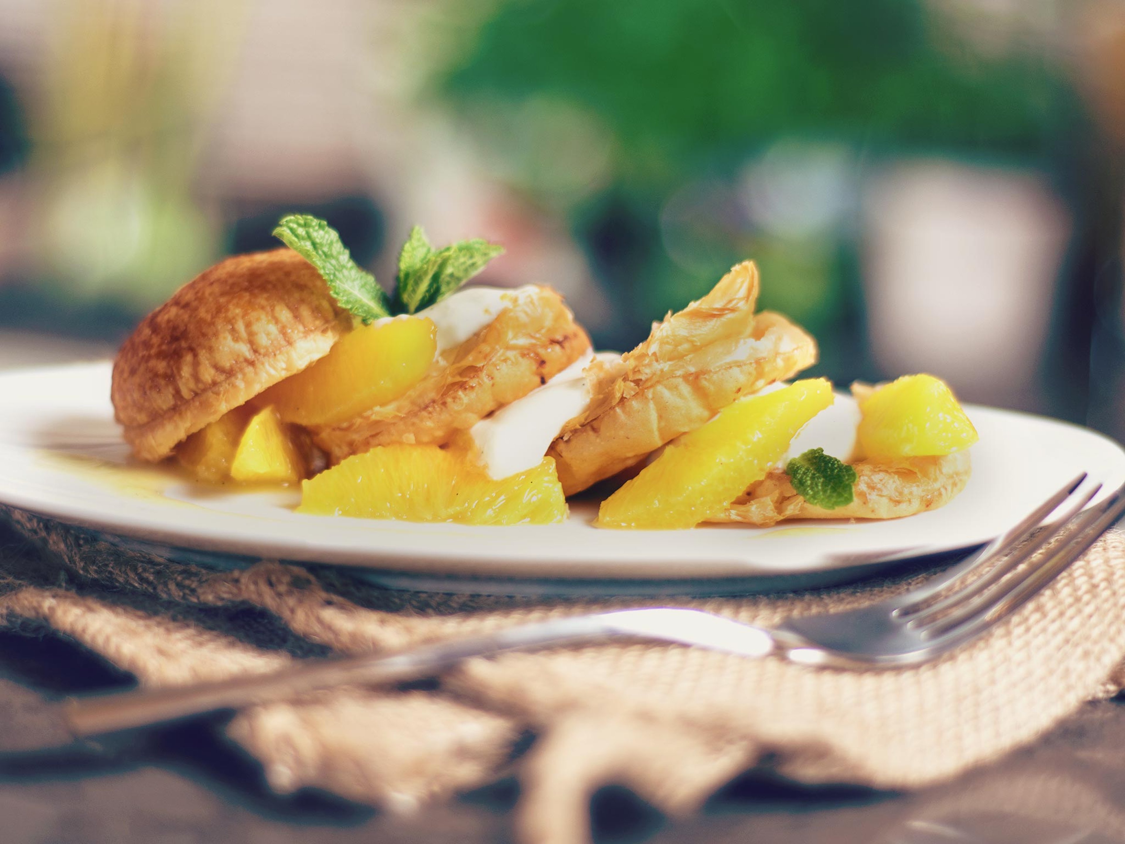 Mille feuille mit Orangen und Quarkcreme