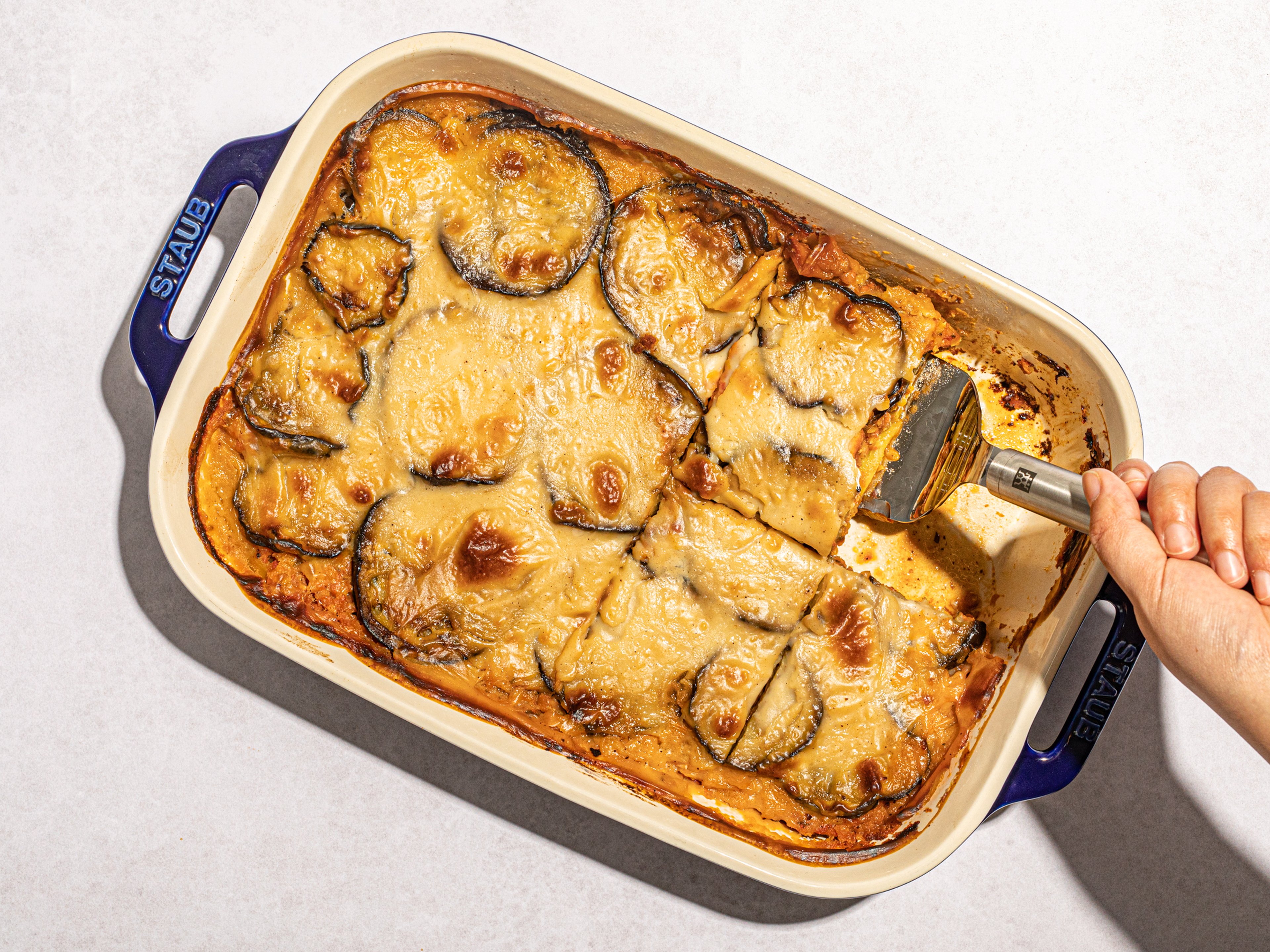 Moussaka mit Aubergine und roten Linsen