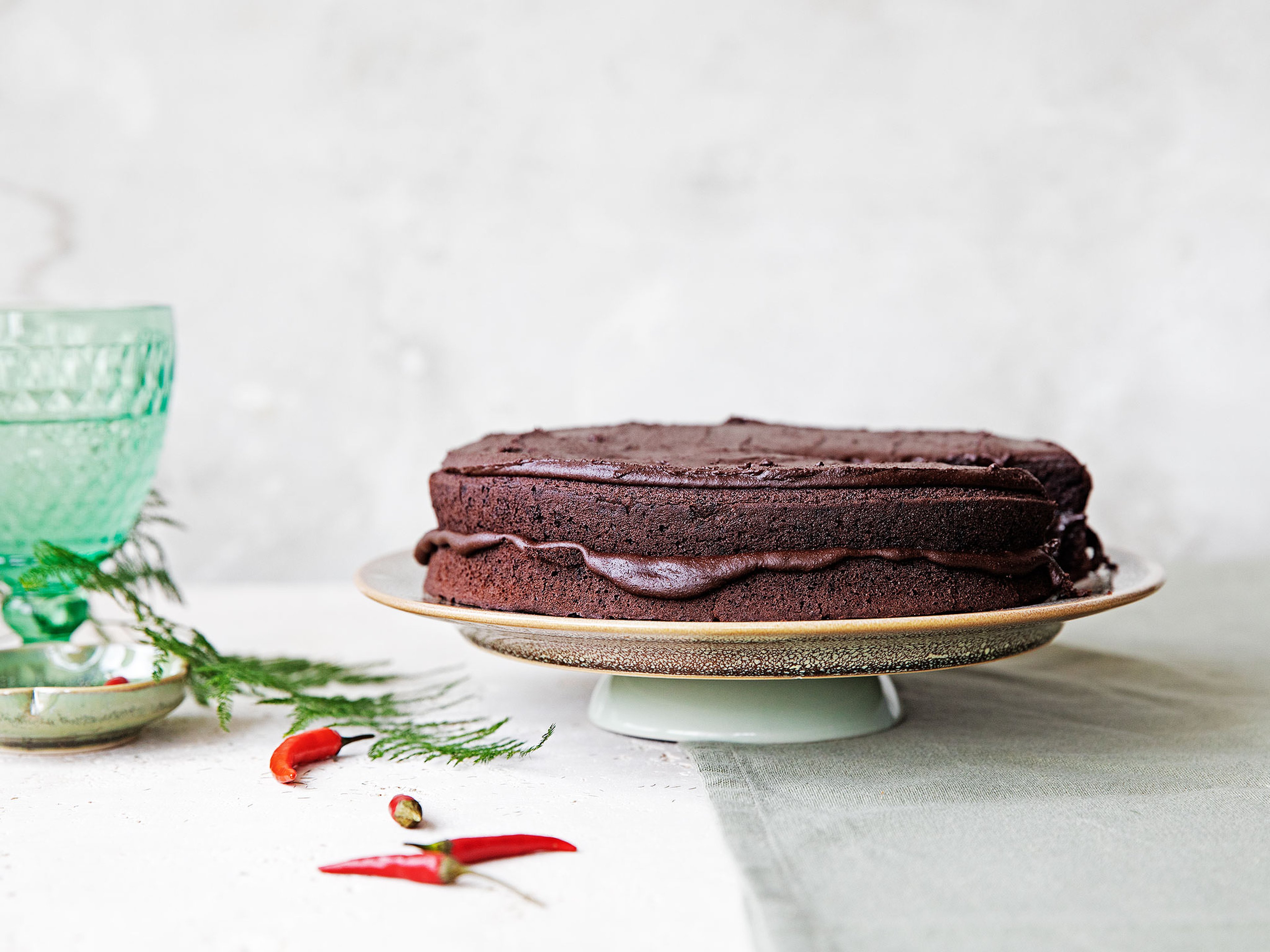 Chili-chocolate cake with mayonnaise