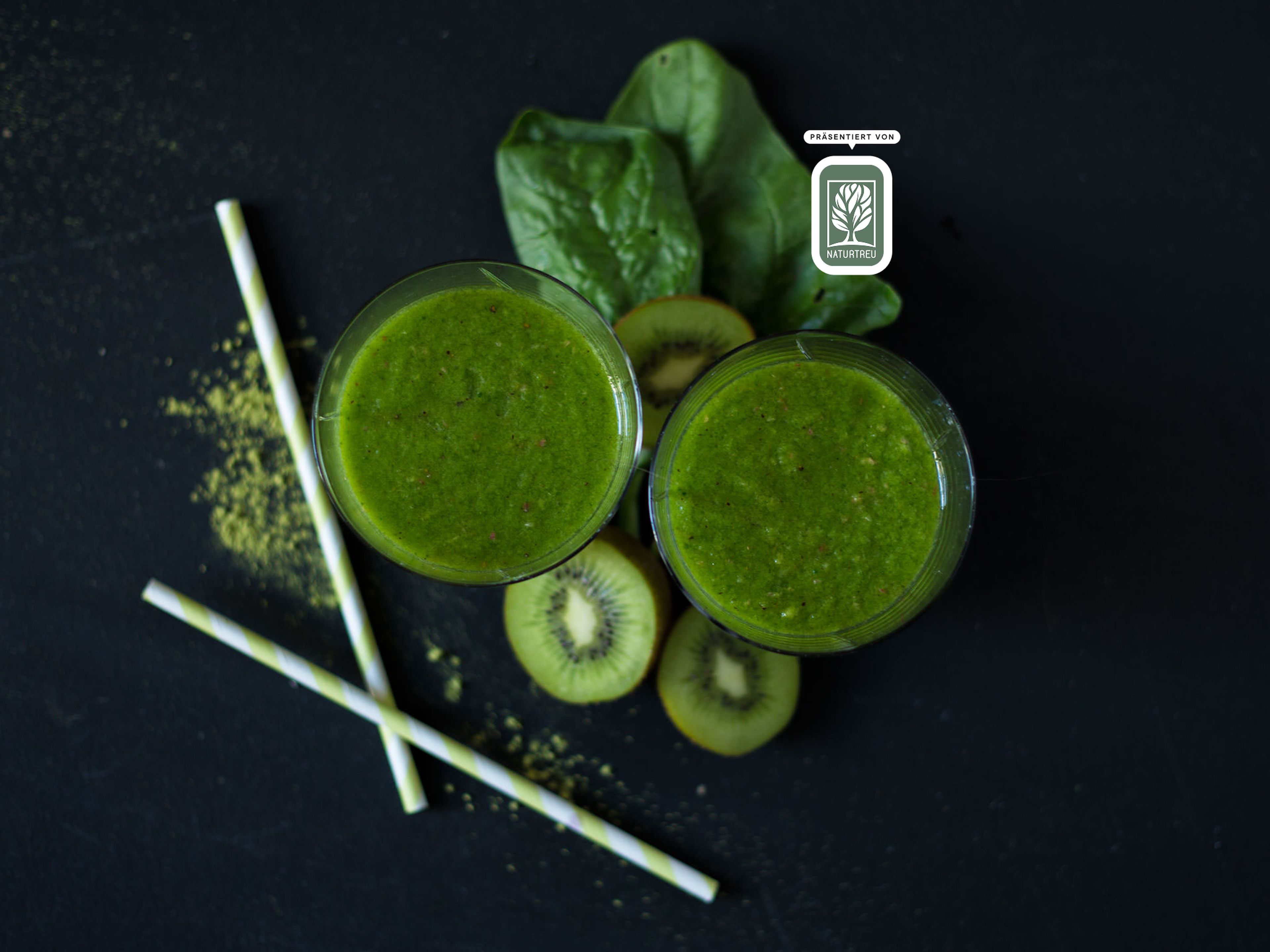 Matcha, Spinat und Kiwi Smoothie