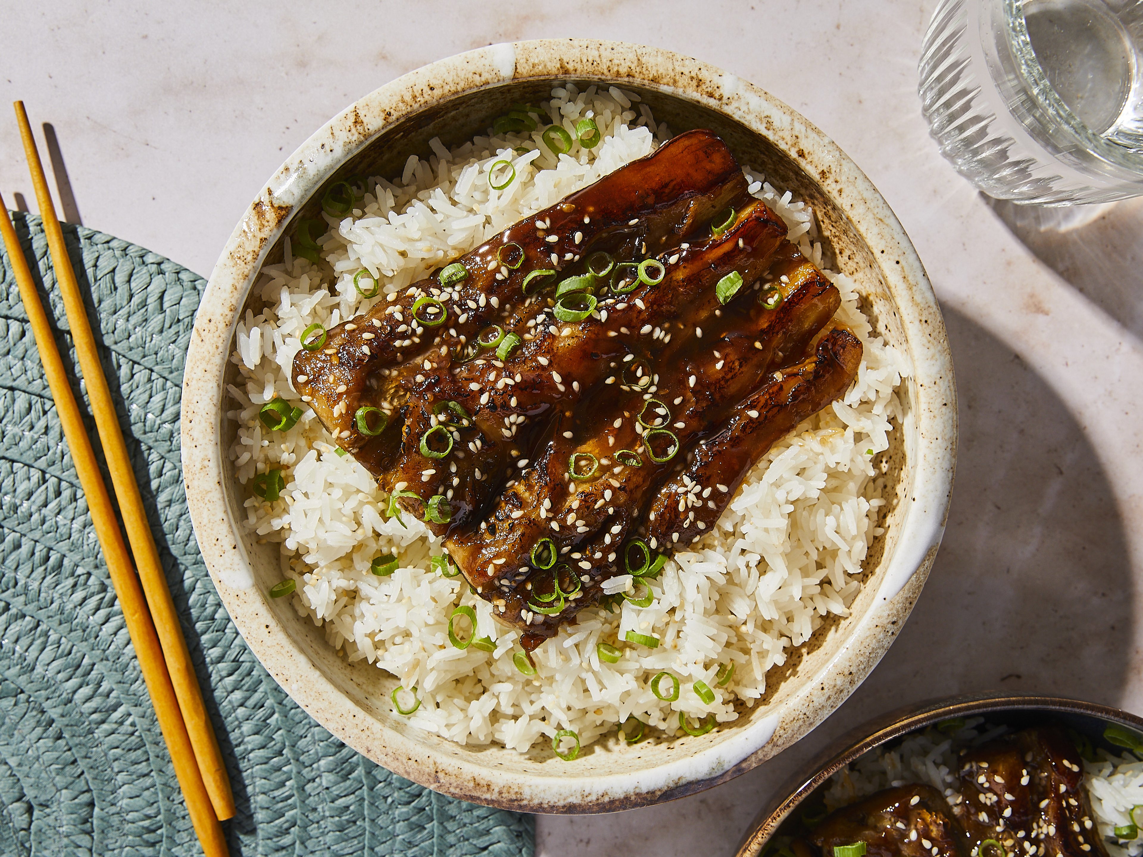 Glasierte Aubergine nach japanischer Art (Auberginen-Unagi)