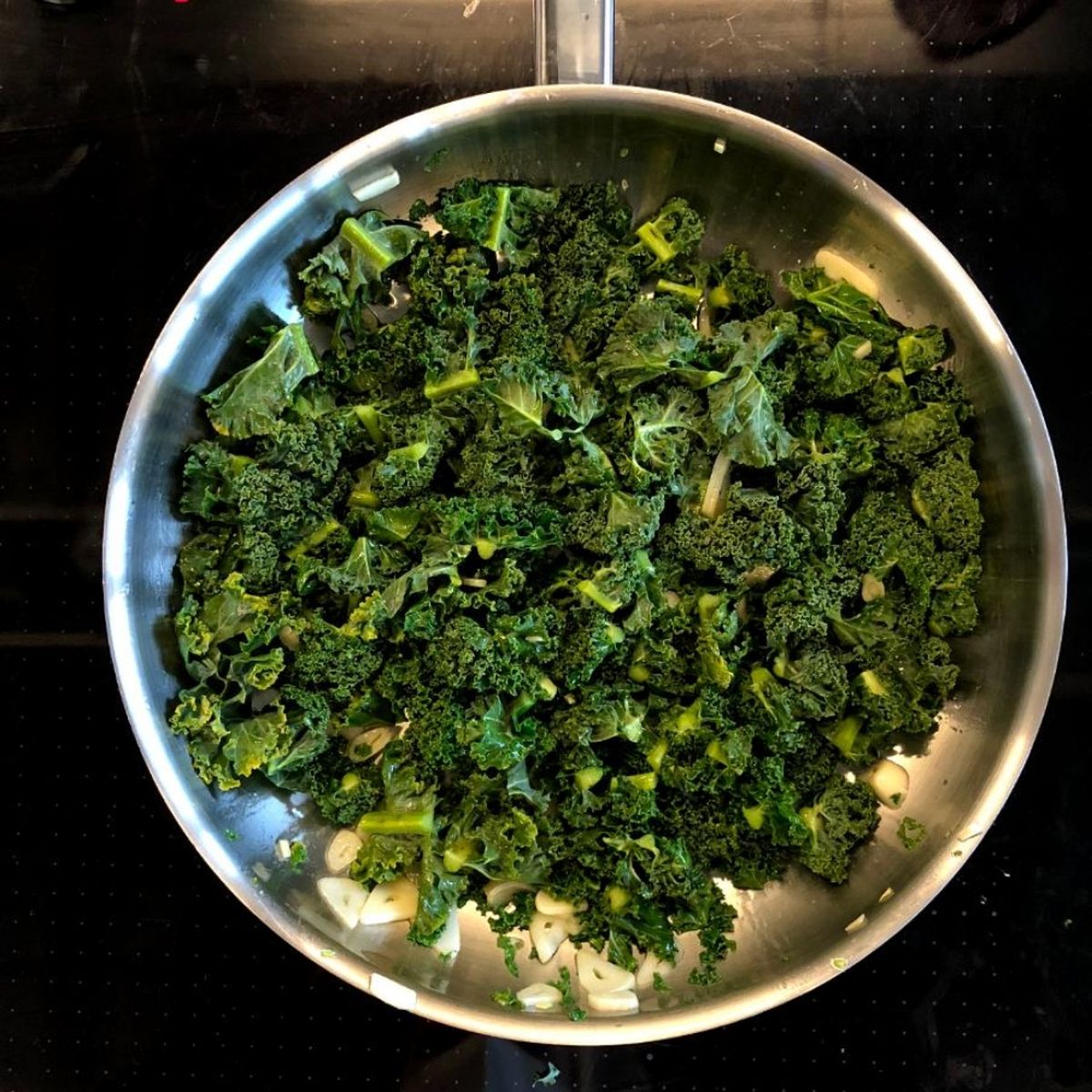 Pasta mit Grünkohl, Zitrone &amp; Knoblauch | Rezept | Kitchen Stories