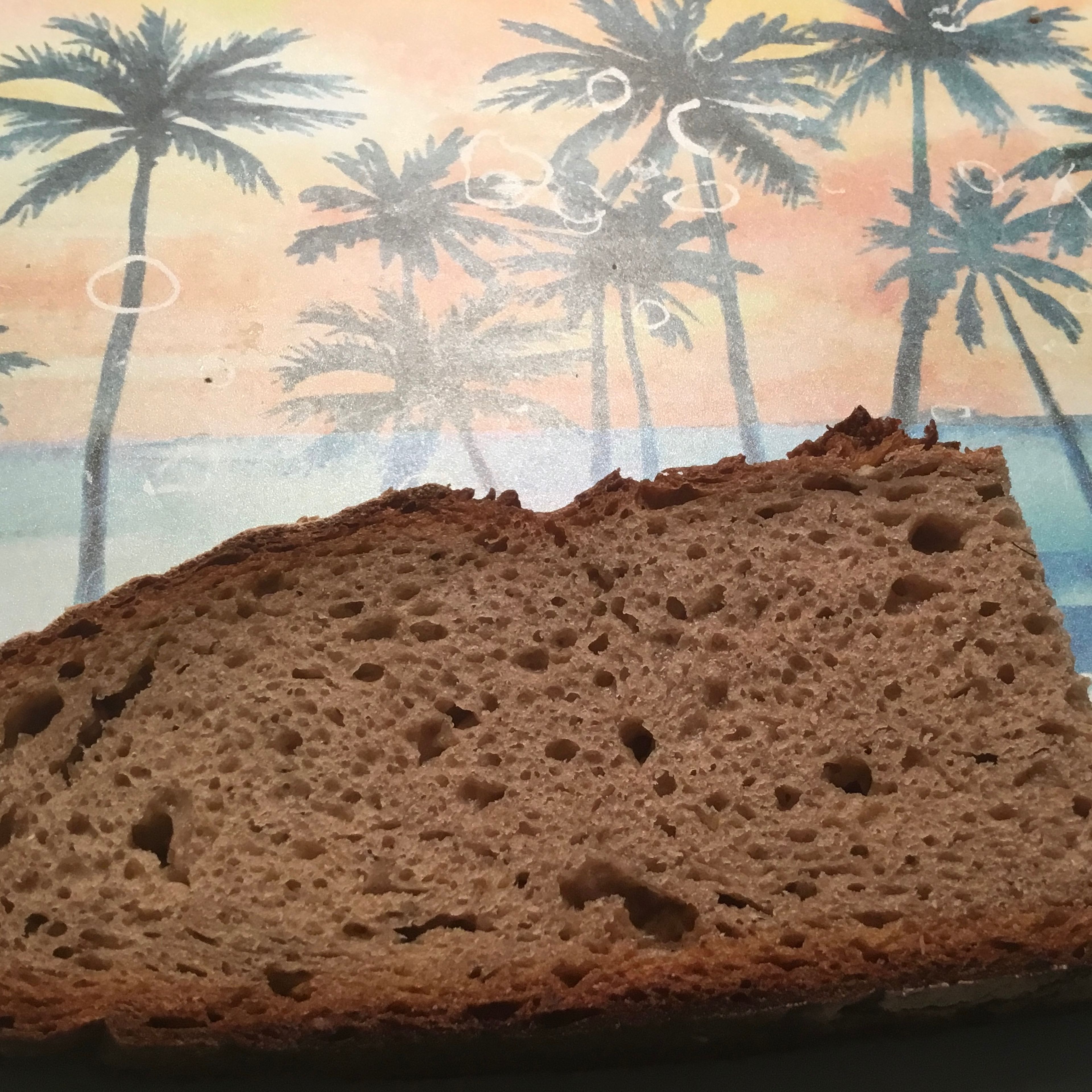 …wenn a Brot, dann so a feinblasiges Holzofenbrot nur mit Natursauerteig vom Bäcker neben an …