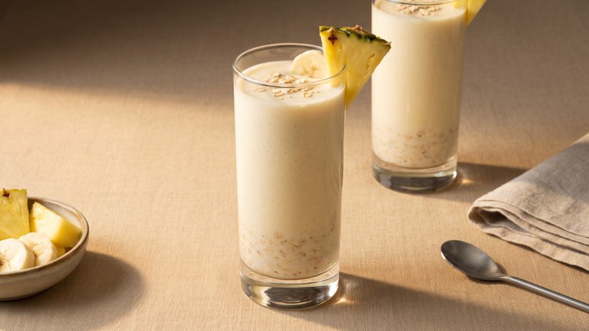 Tropischer Start in den Tag: So mixt du einen Piña-Colada-Smoothie fürs Frühstück