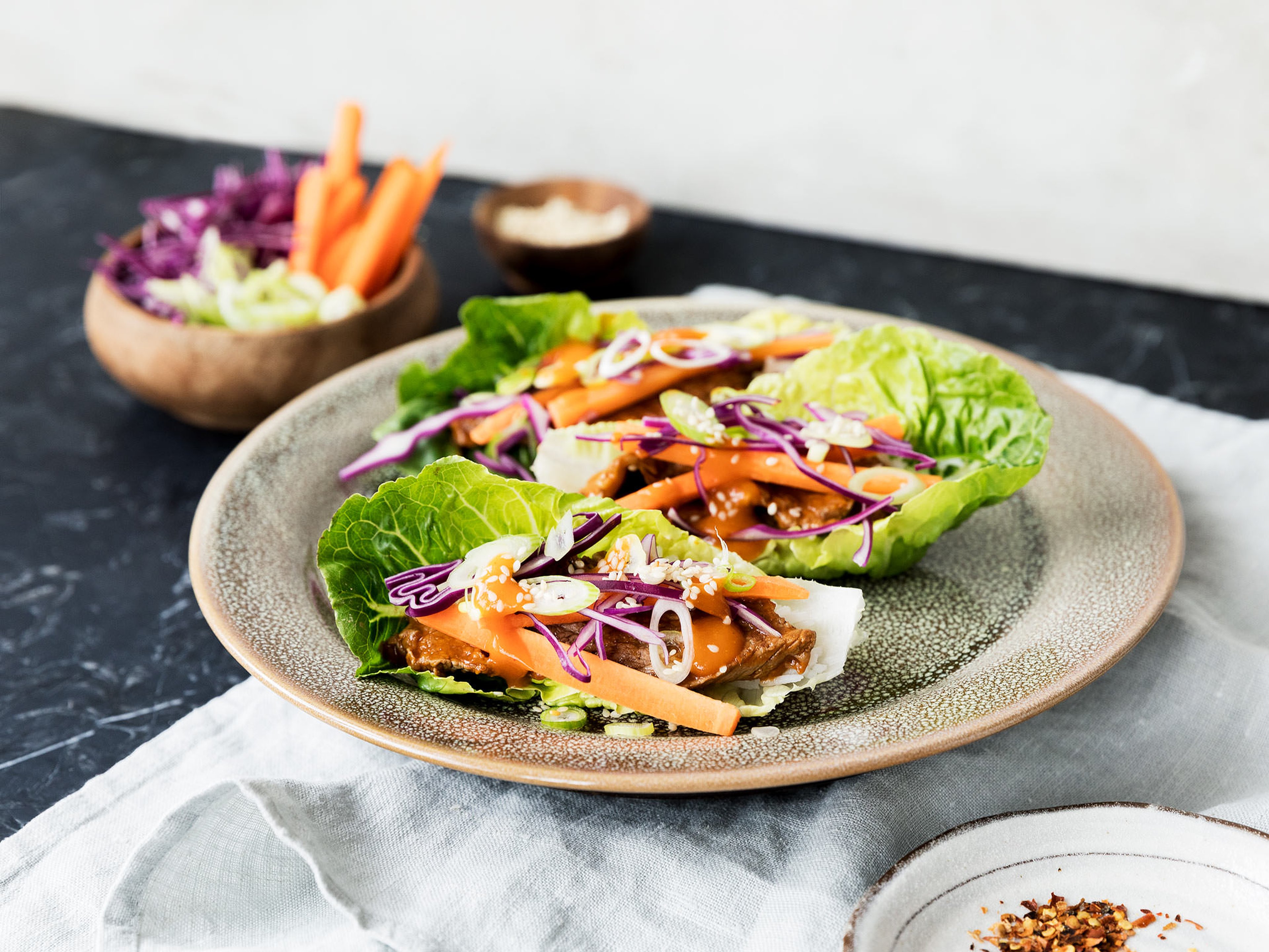 Beef lettuce wraps