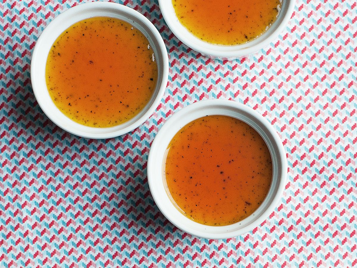 Crema Catalana with salted caramel sauce | Recipe | Kitchen Stories