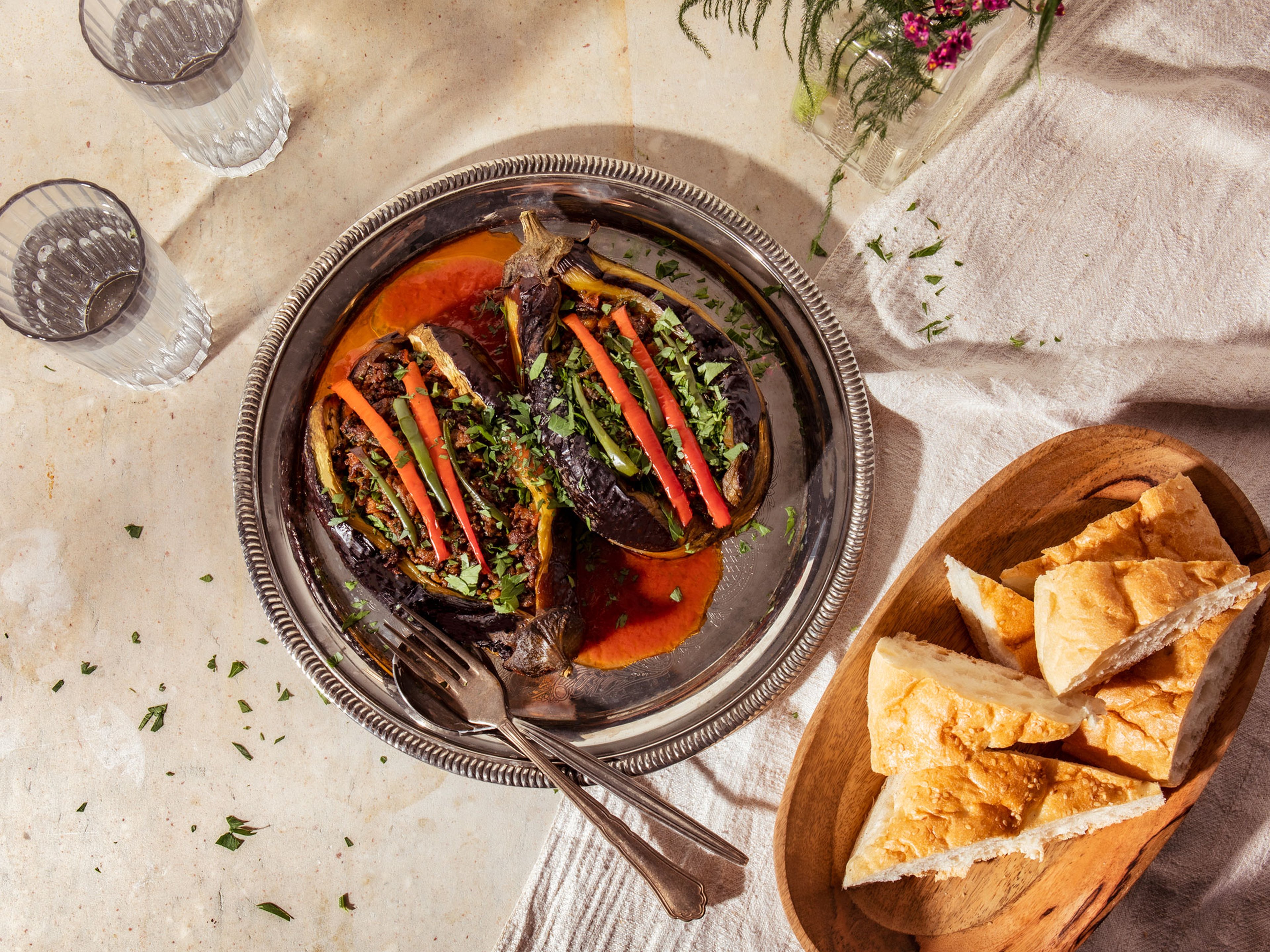 Karniyarik (Mit Hackfleisch gefüllte Aubergine türkischer Art)