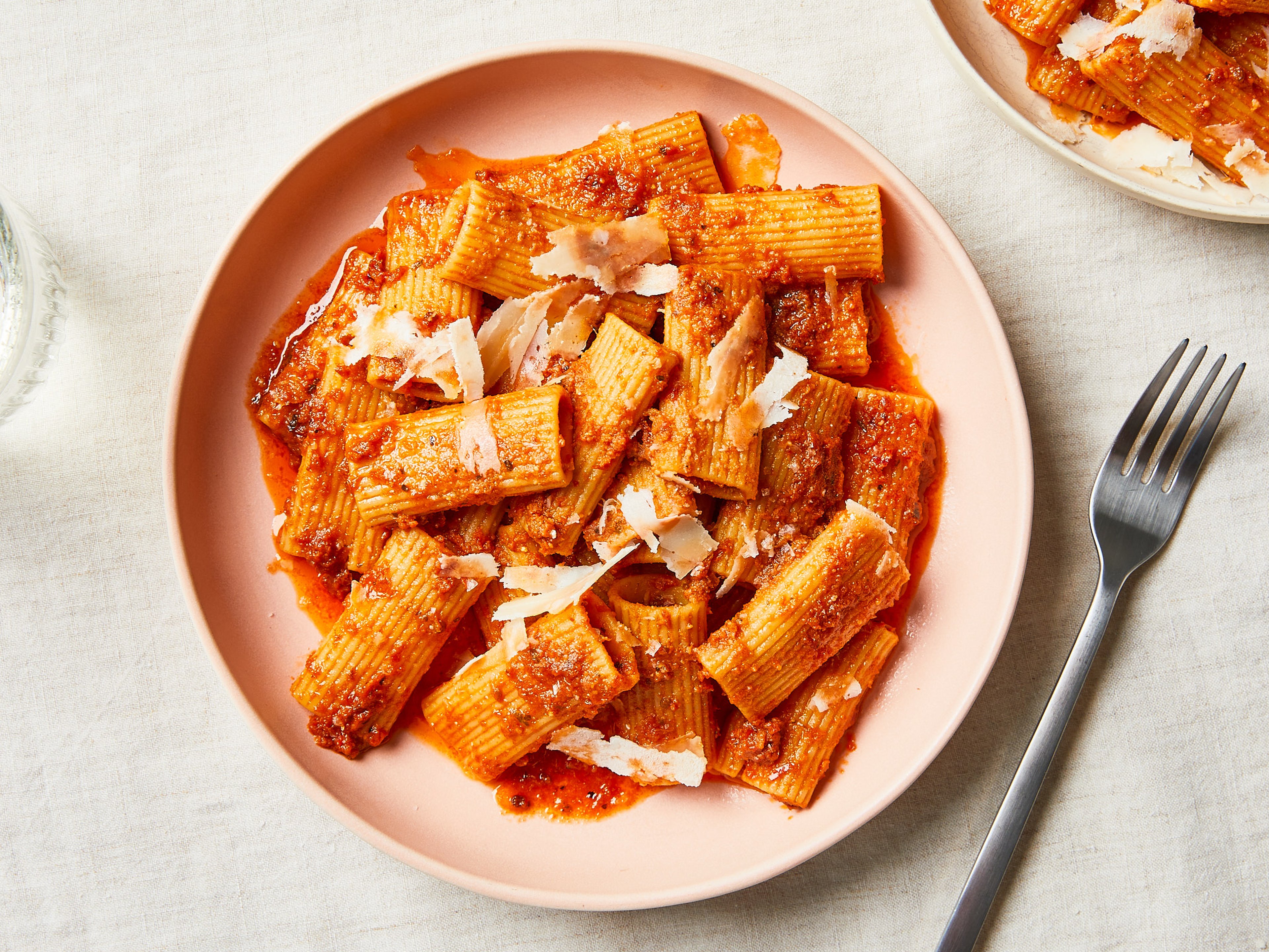 Pesto Rosso mit Rigatoni