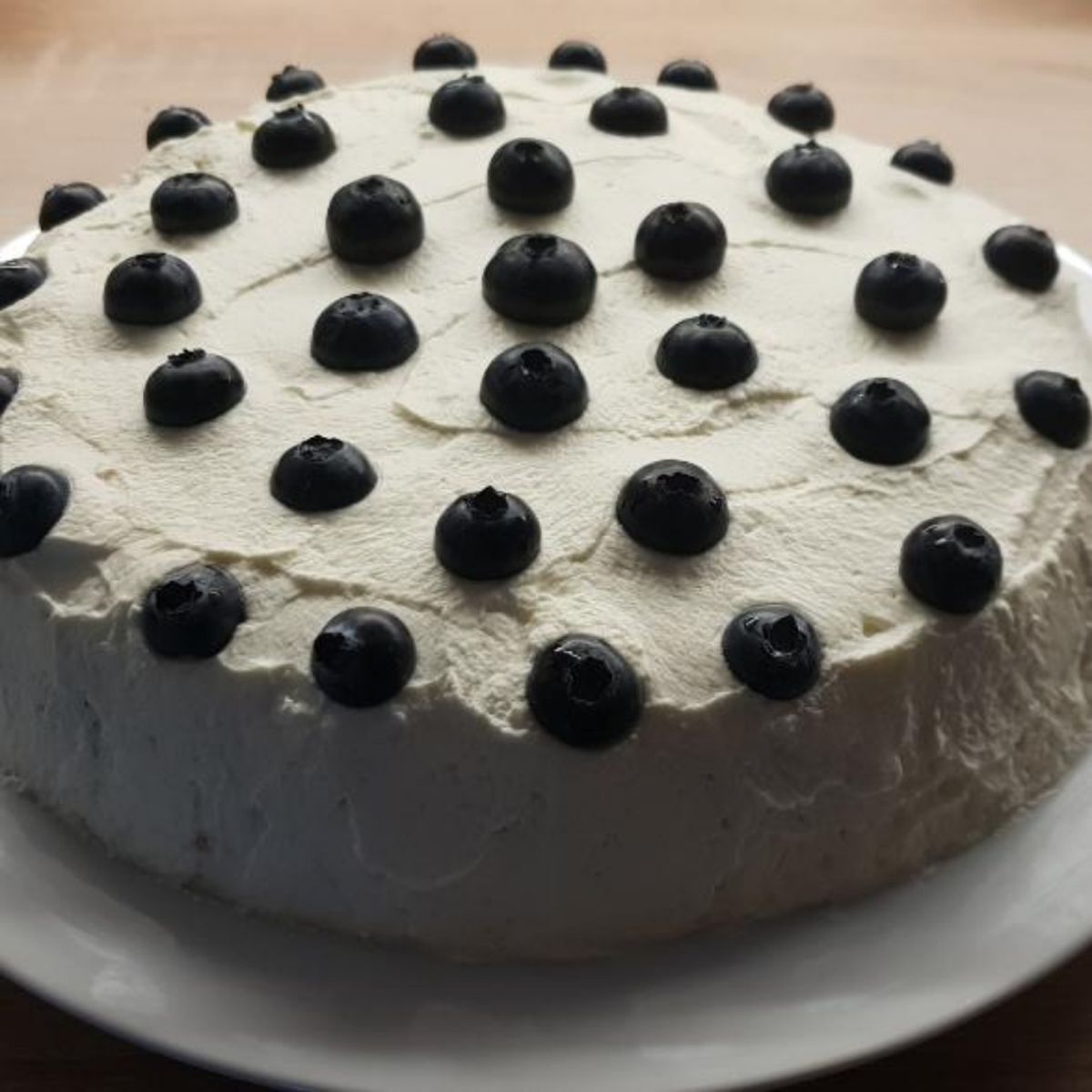 Apple and whipped cream cake | Recipe | Kitchen Stories