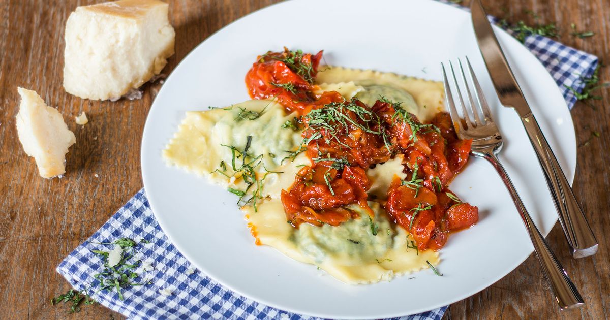 Spinach and ricotta ravioli | Recipe | Kitchen Stories