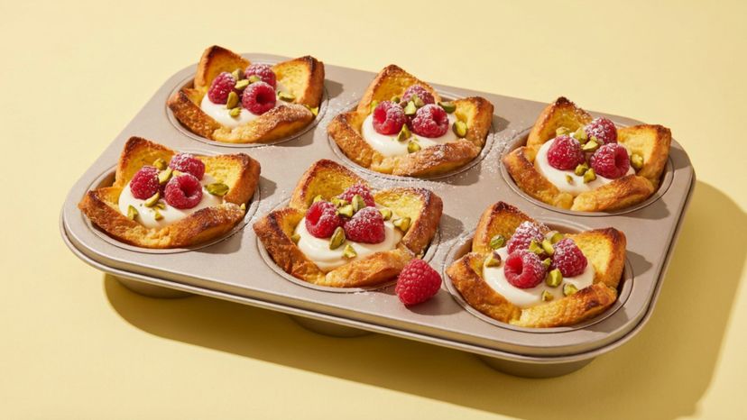 Süßes Frühstück: gefüllte French-Toast-Körbchen aus dem Ofen
