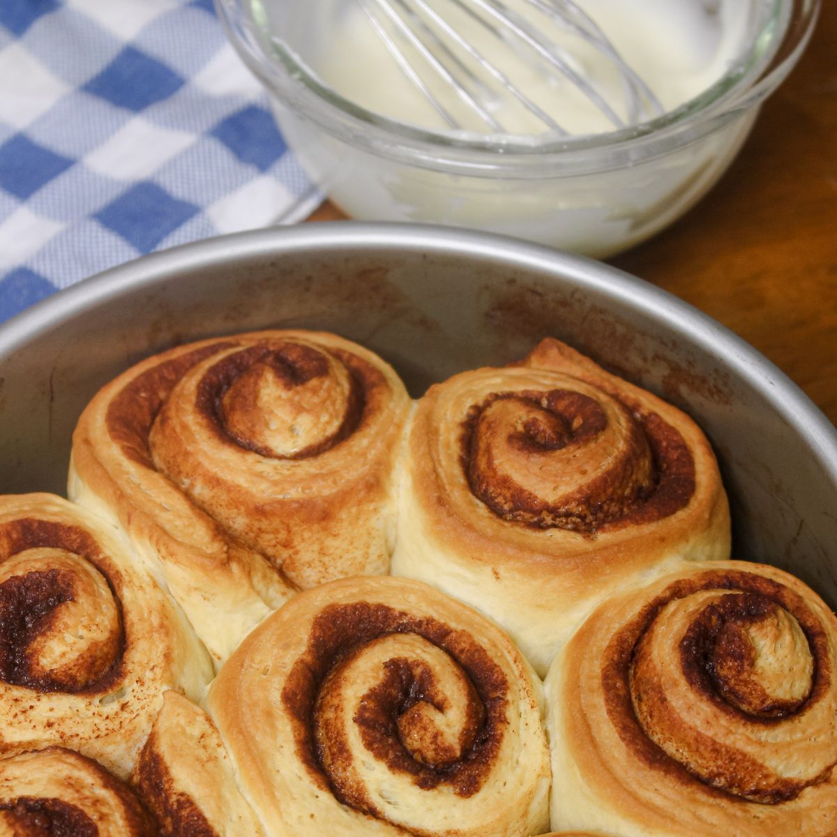 Cinnamon Rolls with Cream Cheese Frosting | Recipe | Kitchen Stories