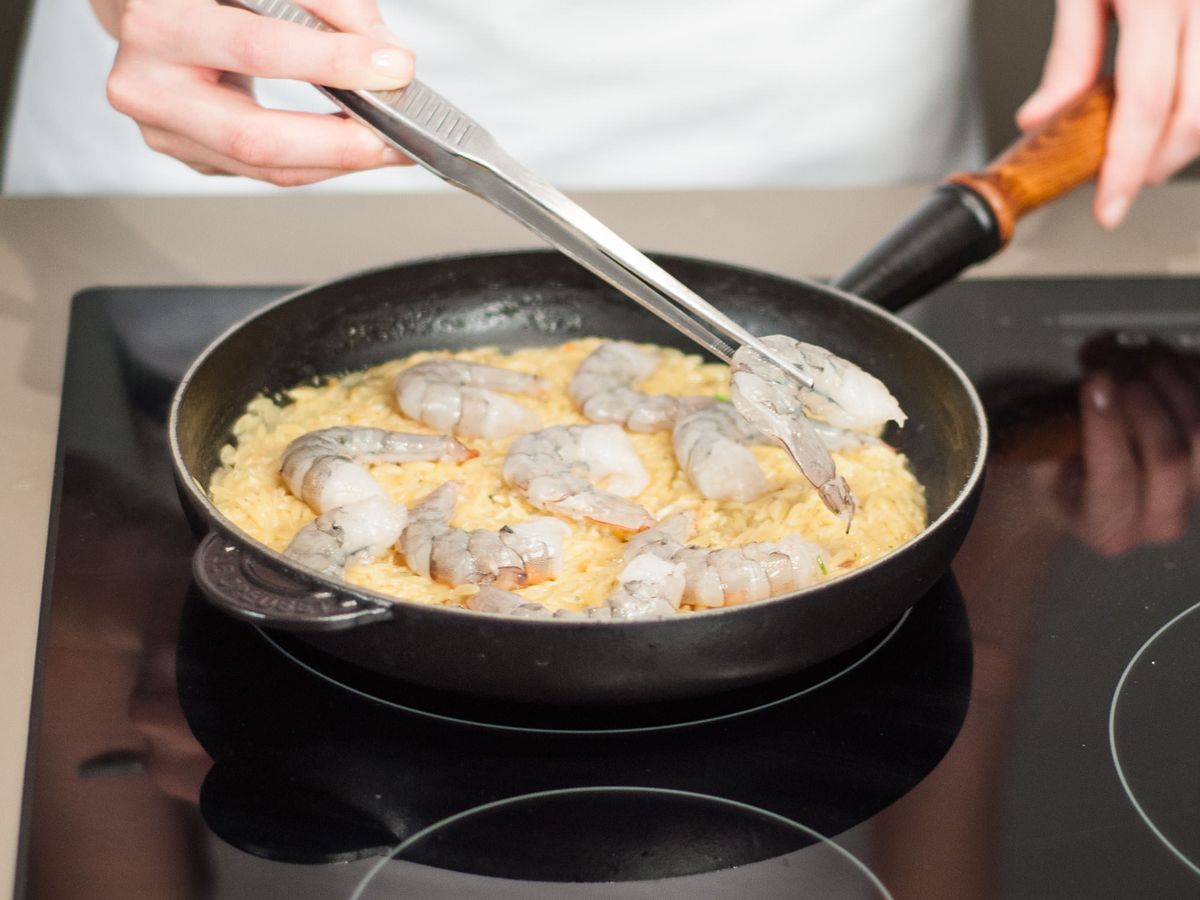One-pot pasta with orzo and shrimp | Recipe | Kitchen Stories