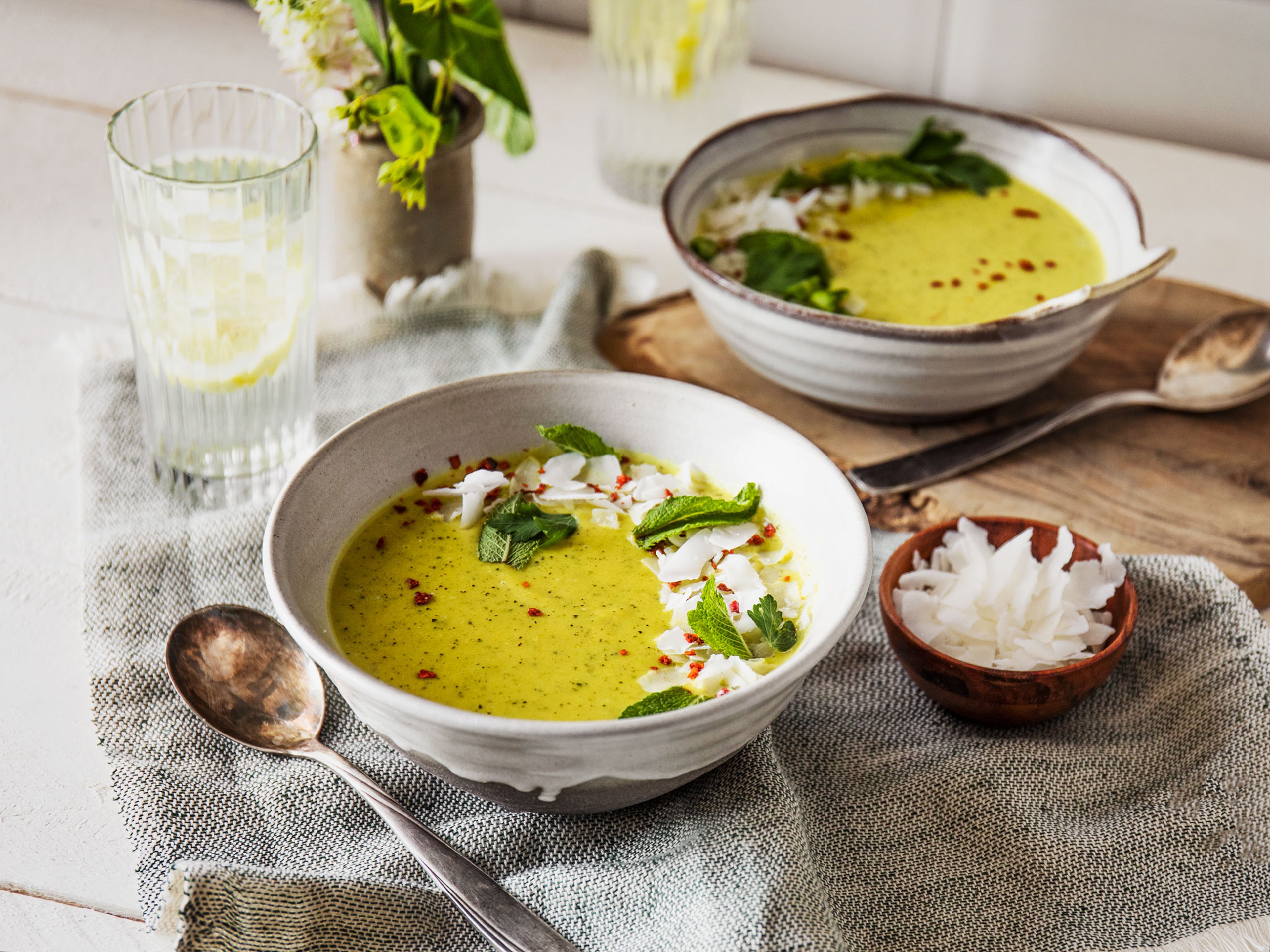 Creamy zucchini soup