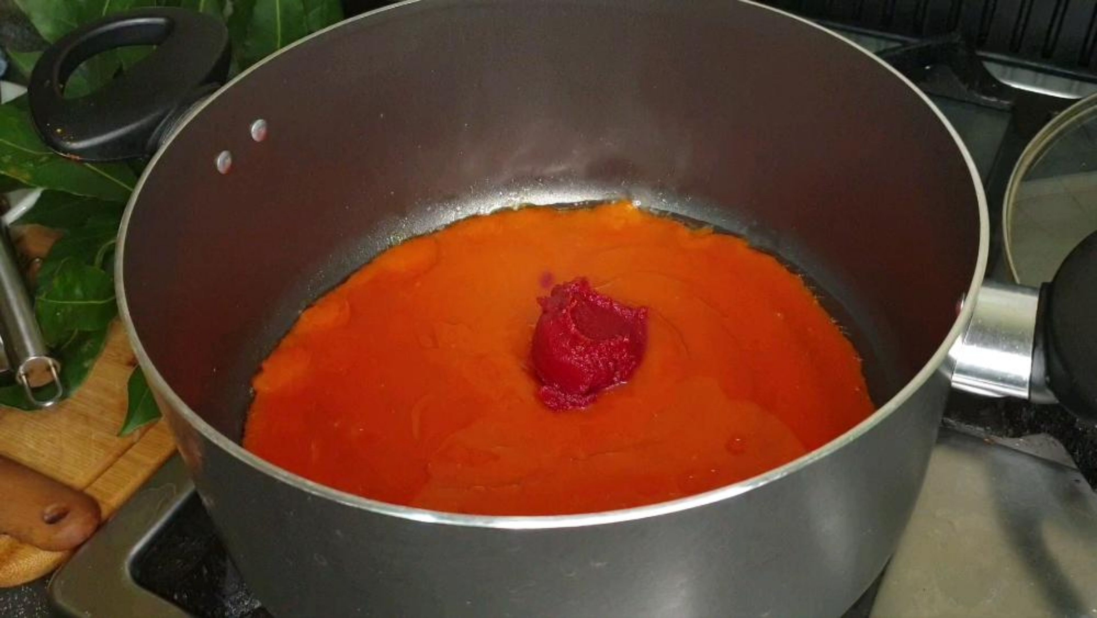 Add 2 tablespoons of tomato puree and mix well with a whisk thoroughly until smooth on a low heat for 2 minutes. Tip! make sure this is silky smooth.