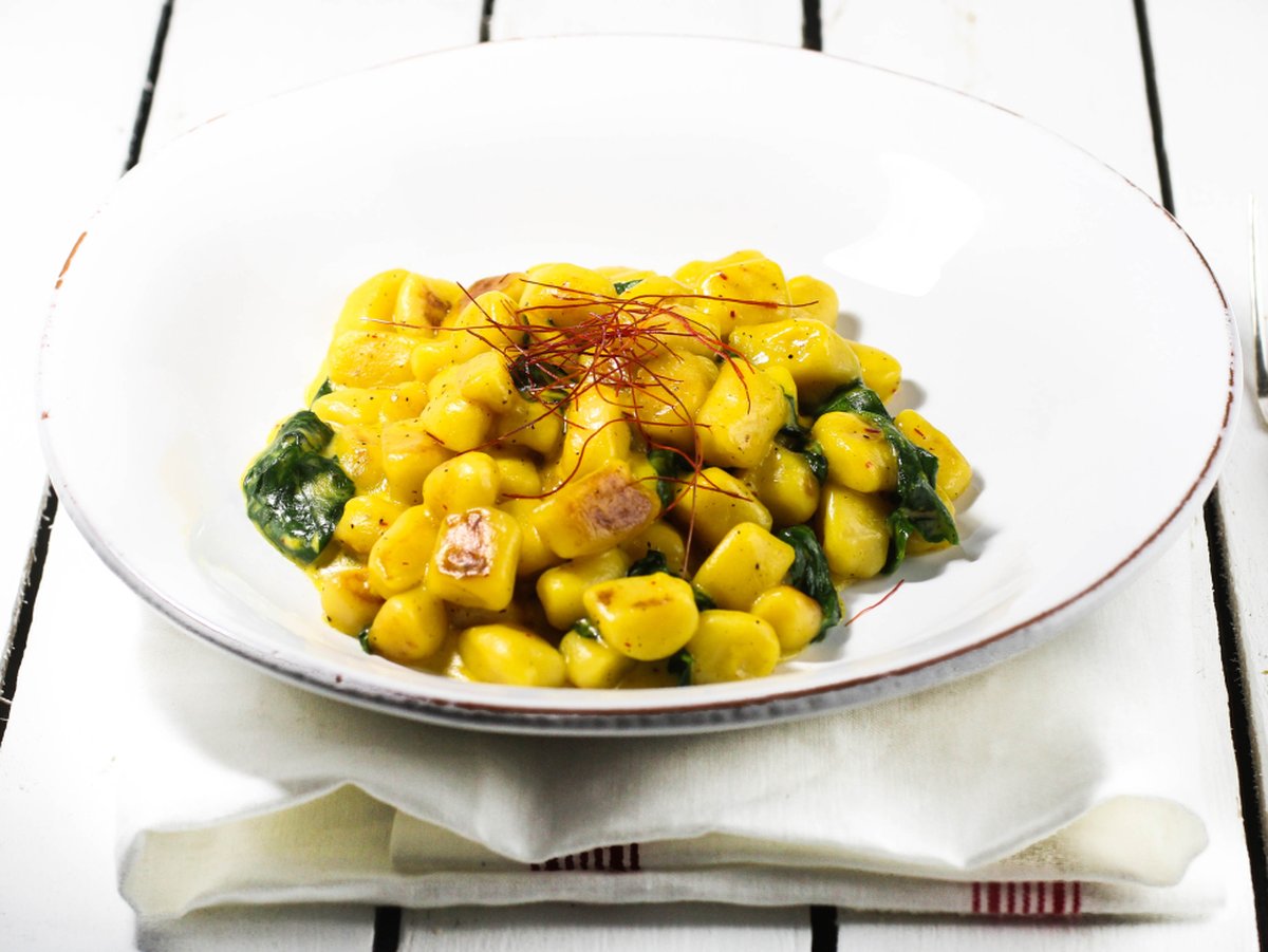 Gnocchi with saffron and spinach Recipe Kitchen Stories
