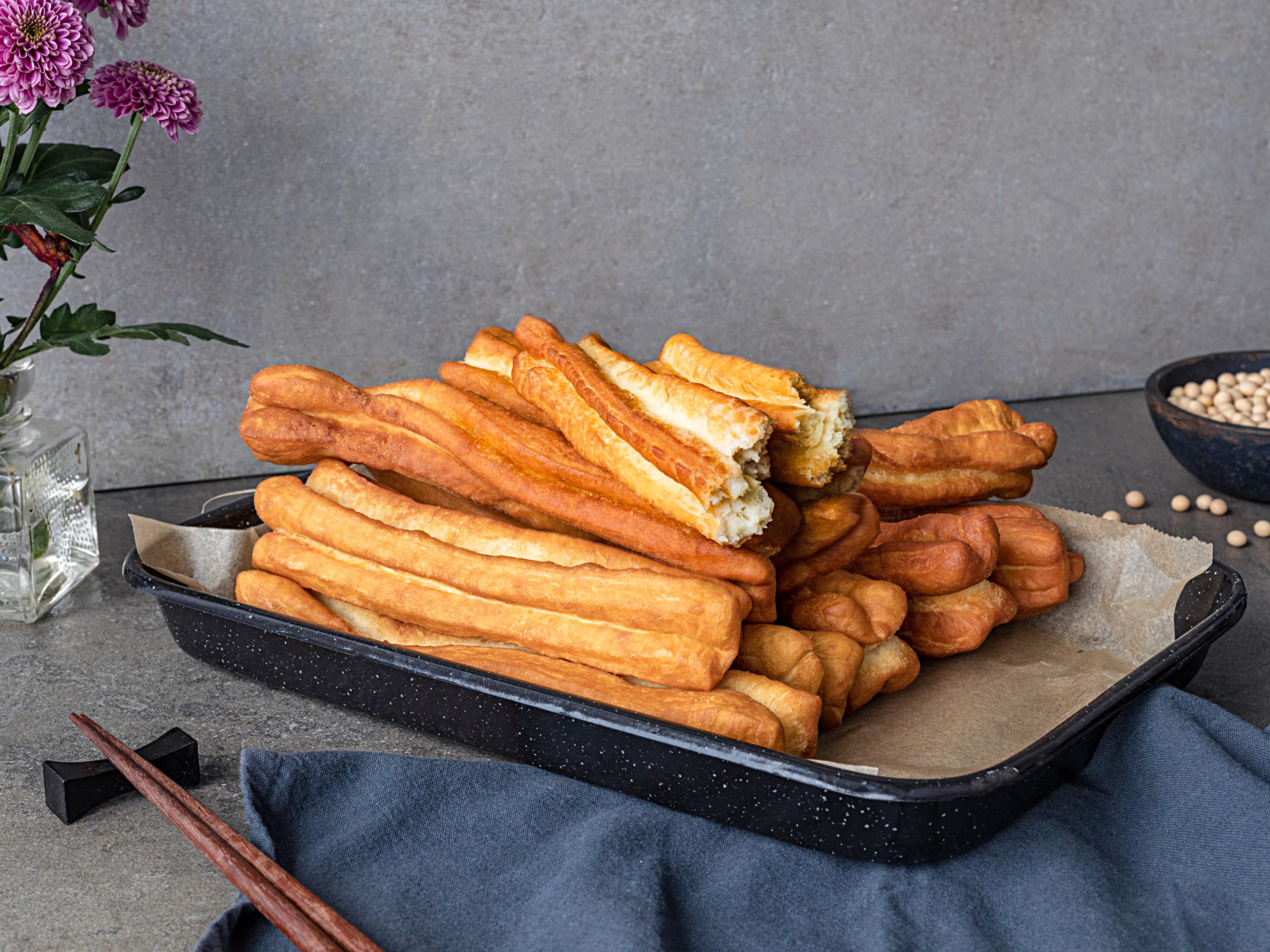 Youtiao (Chinesische frittierte Teigstangen)