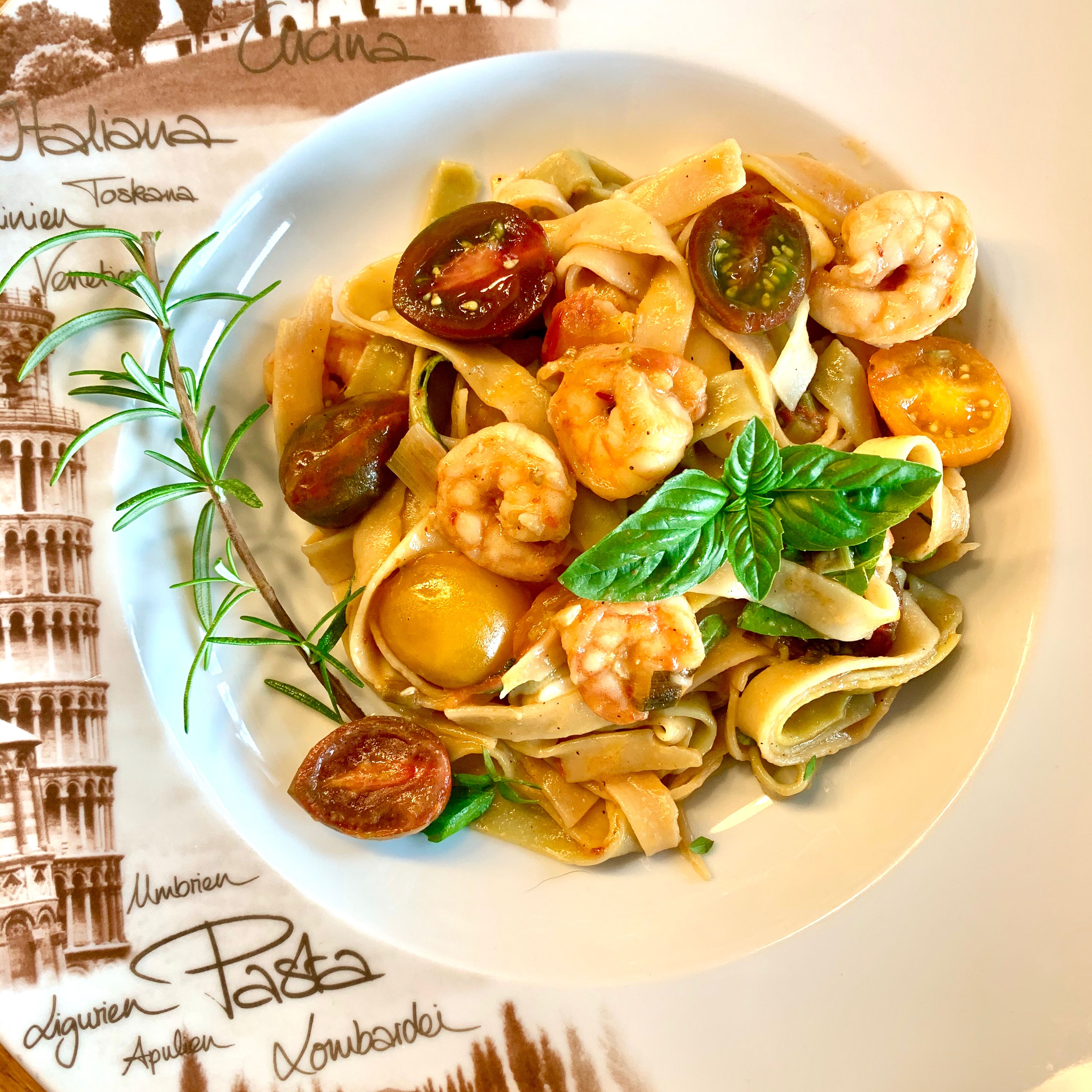 Tagliatelle with pan-fried shrimp and mixed cherry tomatoes