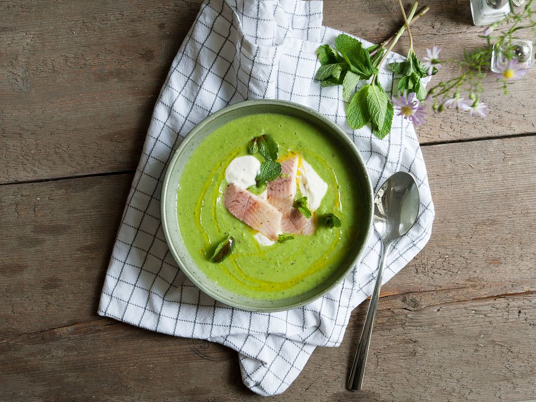 Pea soup with smoked trout and mint