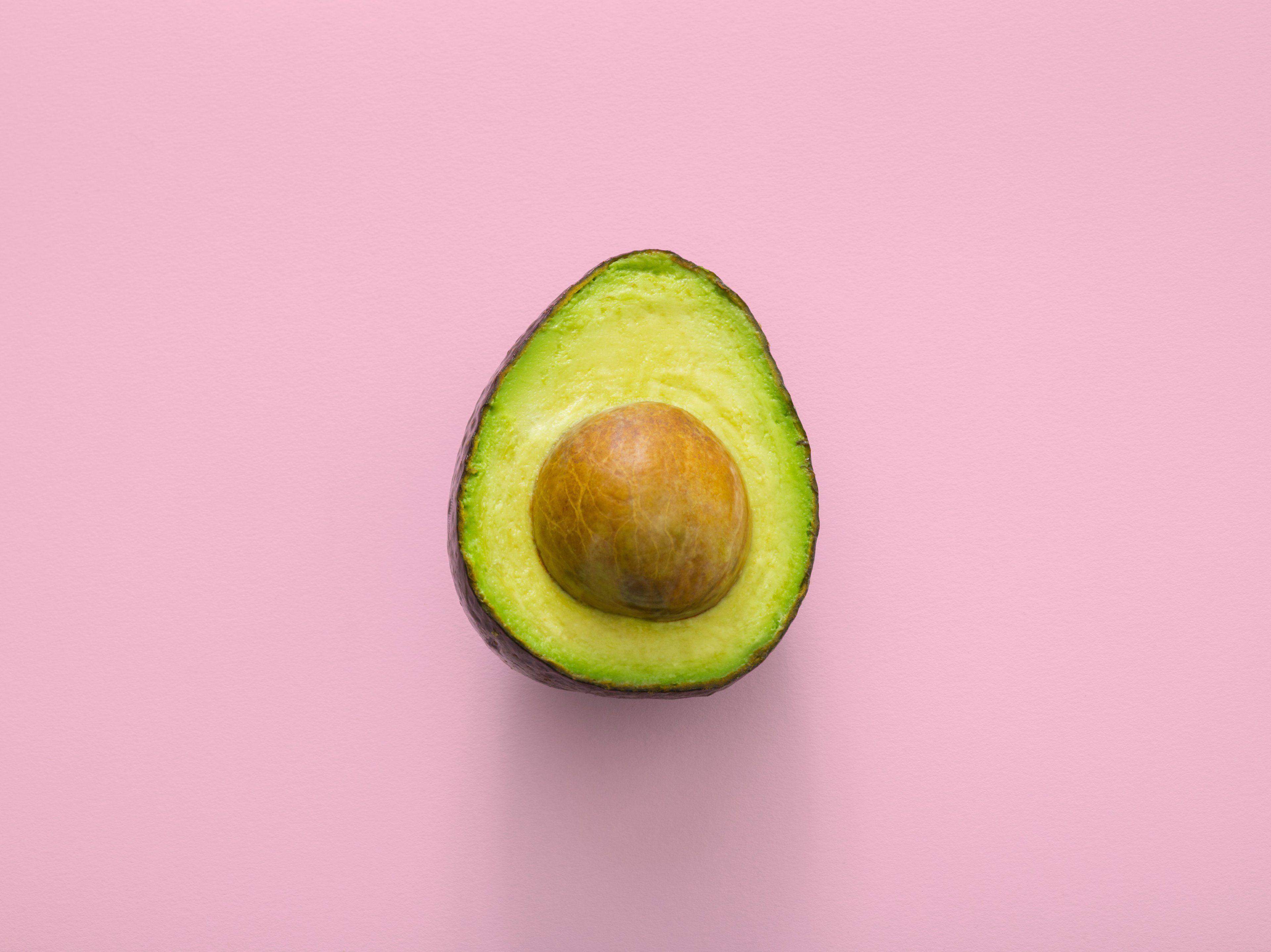 Sofort reif: So wird deine Avocado in 10 Minuten weich