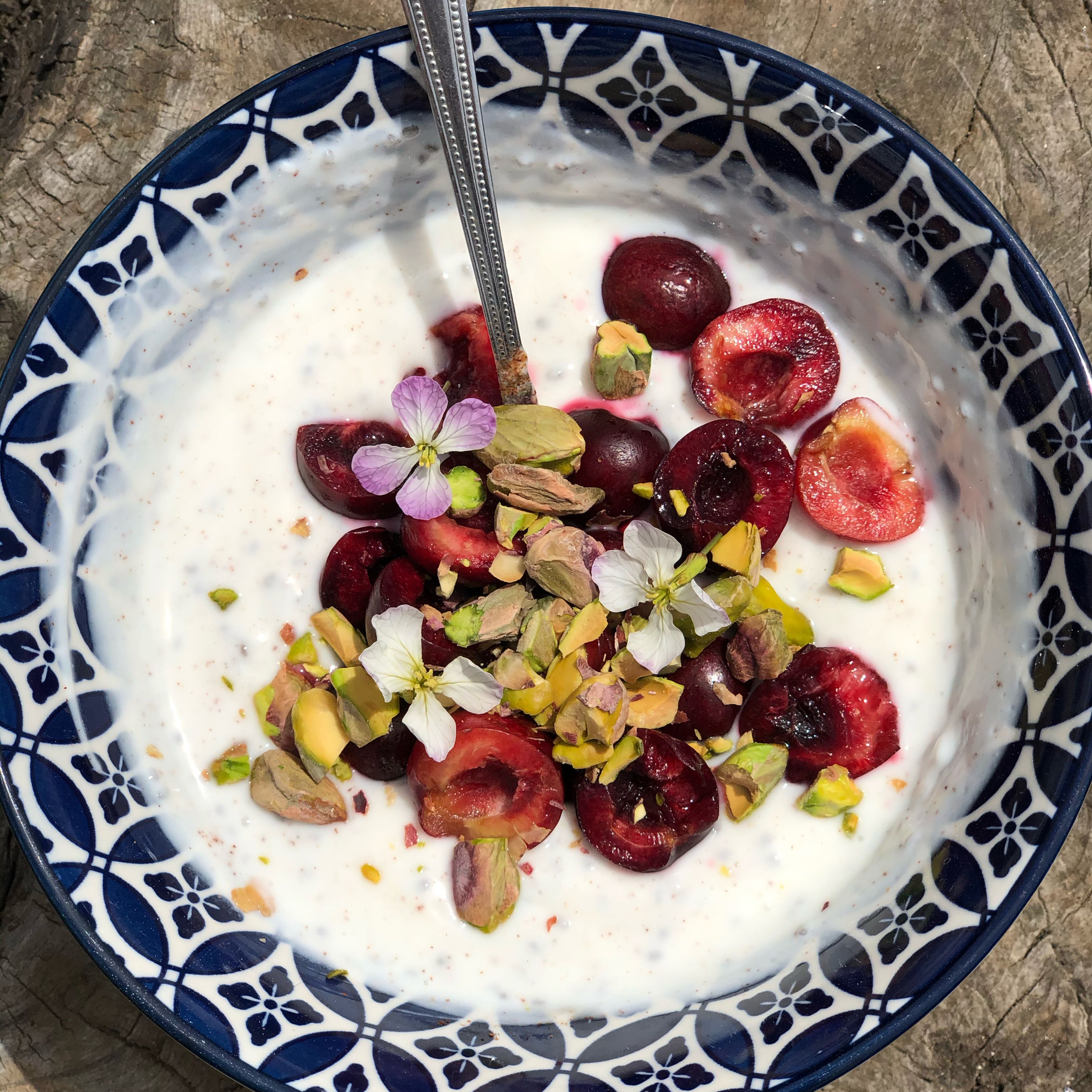 Chia yogurt with cherries & pistachios