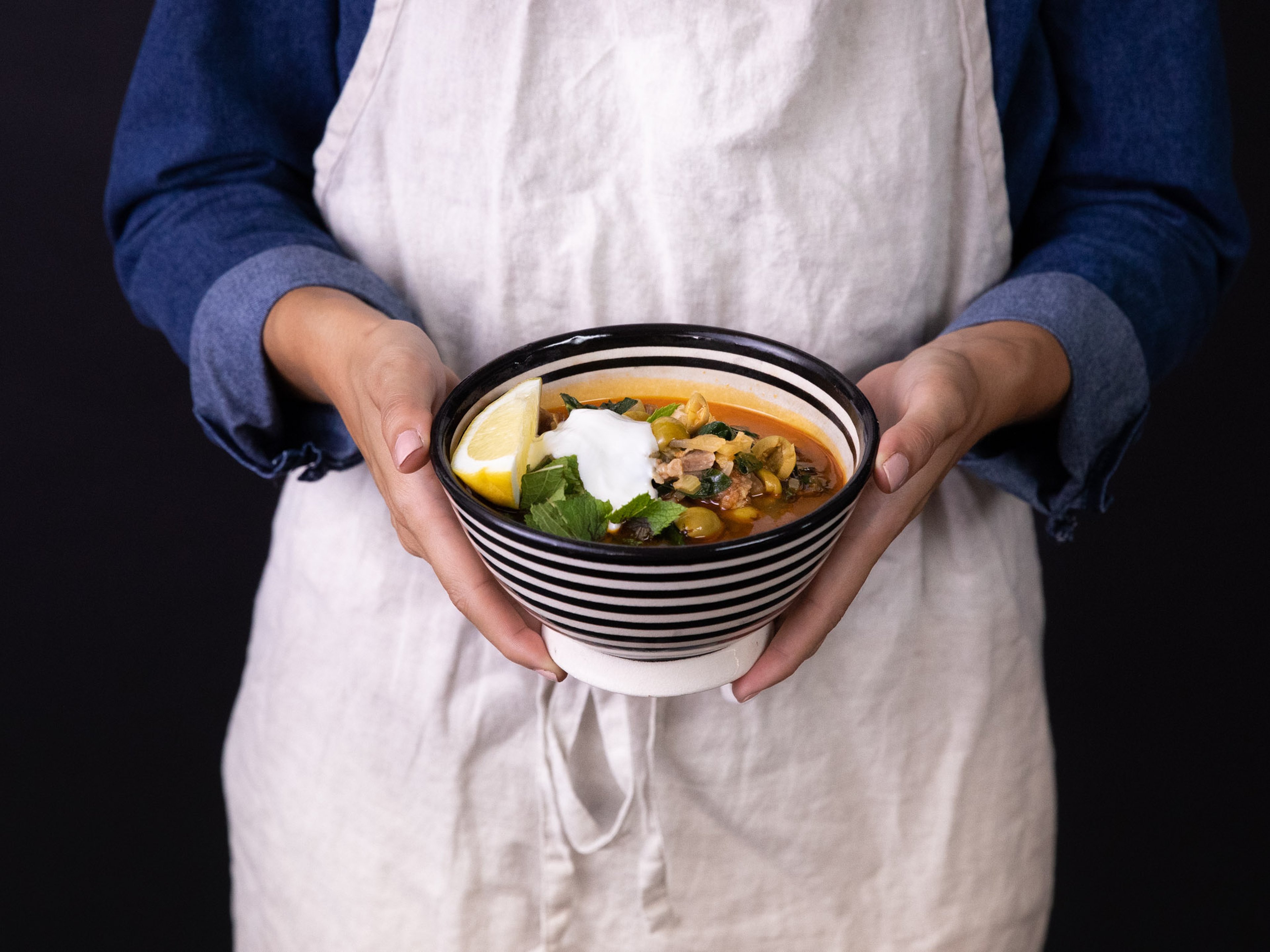 5-ingredient spicy lamb stew with green olives