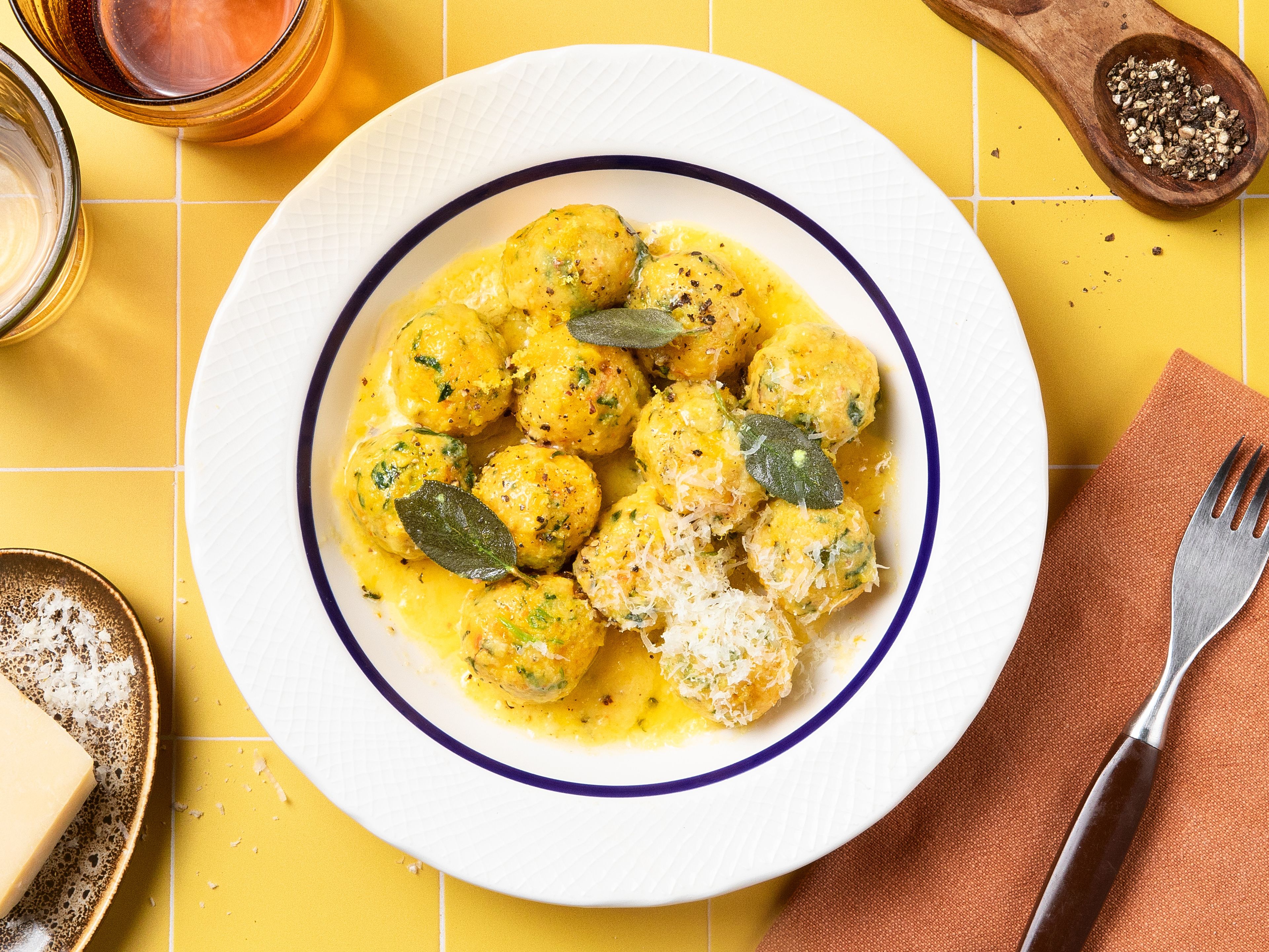 Kürbis-Gnudi mit Zitronen-Butter-Soße