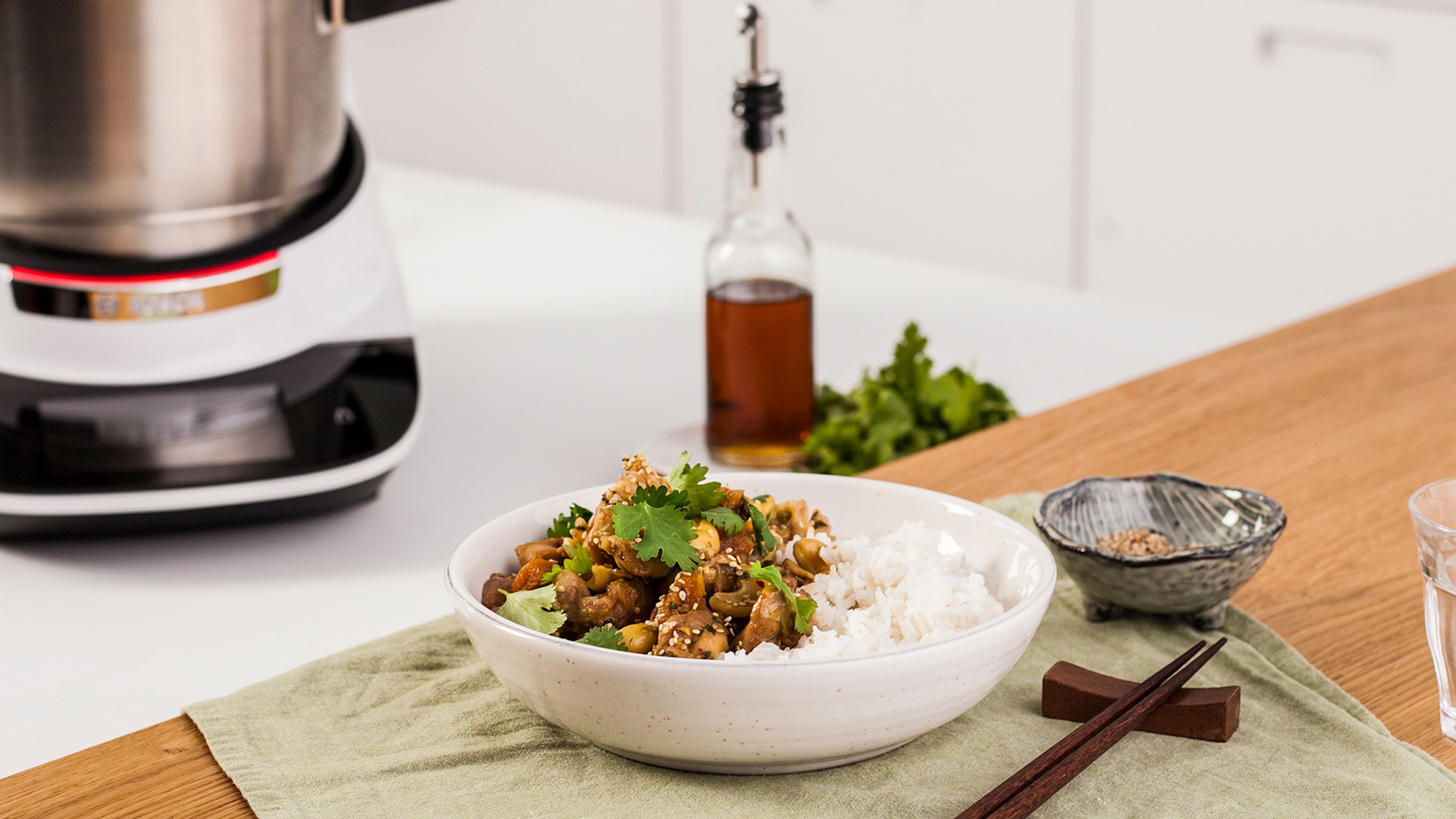 Sesam-Hähnchen mit dem Cookit