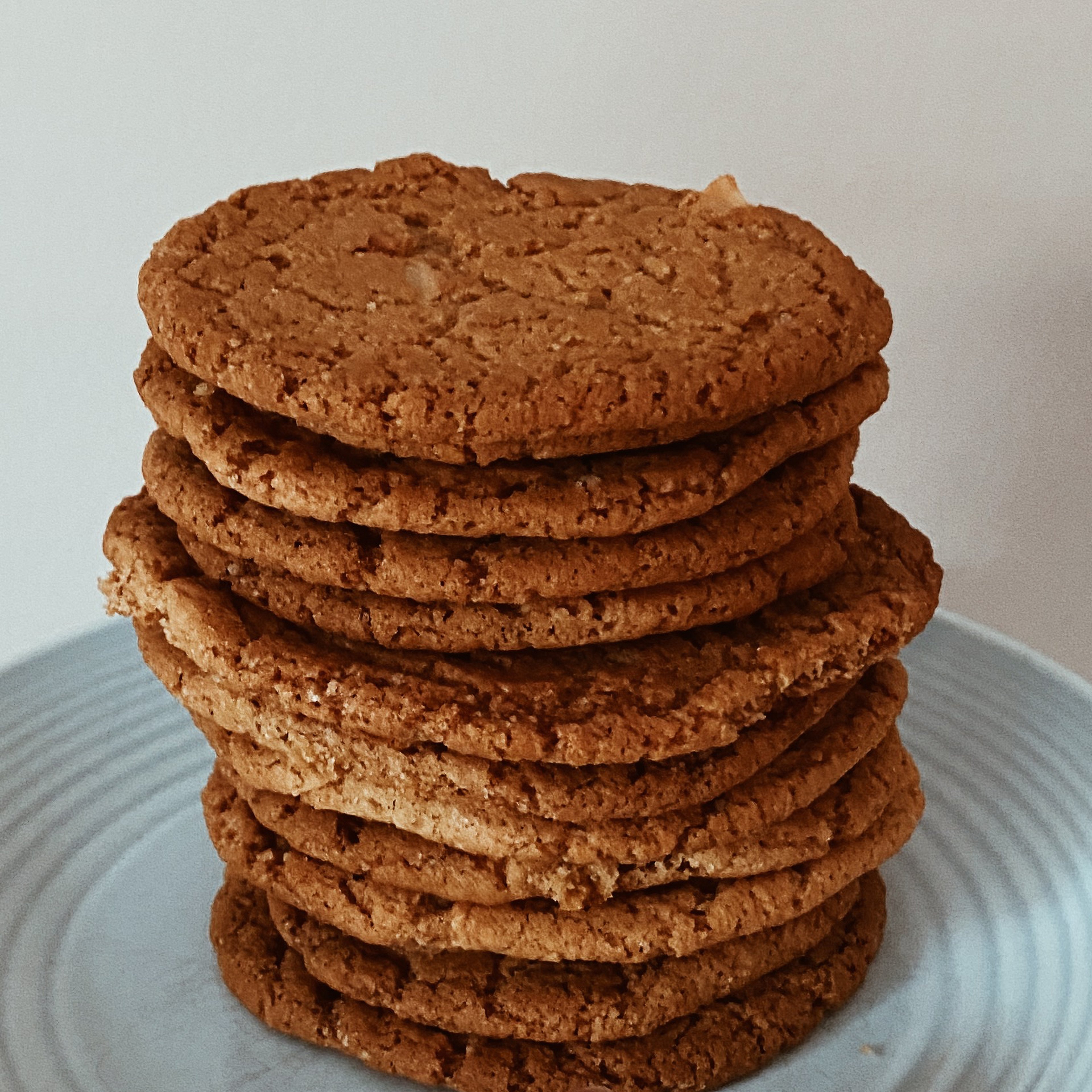 Vegan, gluten-free banana cookies