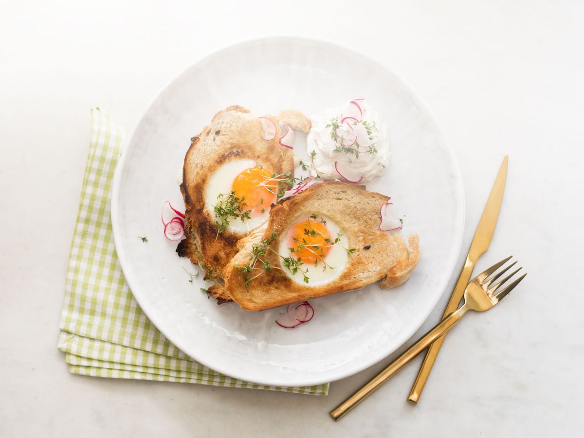Hole in the bread eggs | Recipe | Kitchen Stories