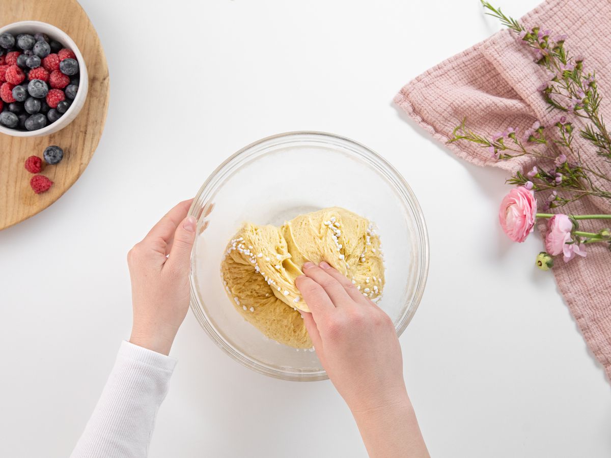 Hefewaffeln mit Vanillequark und nutella® | Rezept | Kitchen Stories