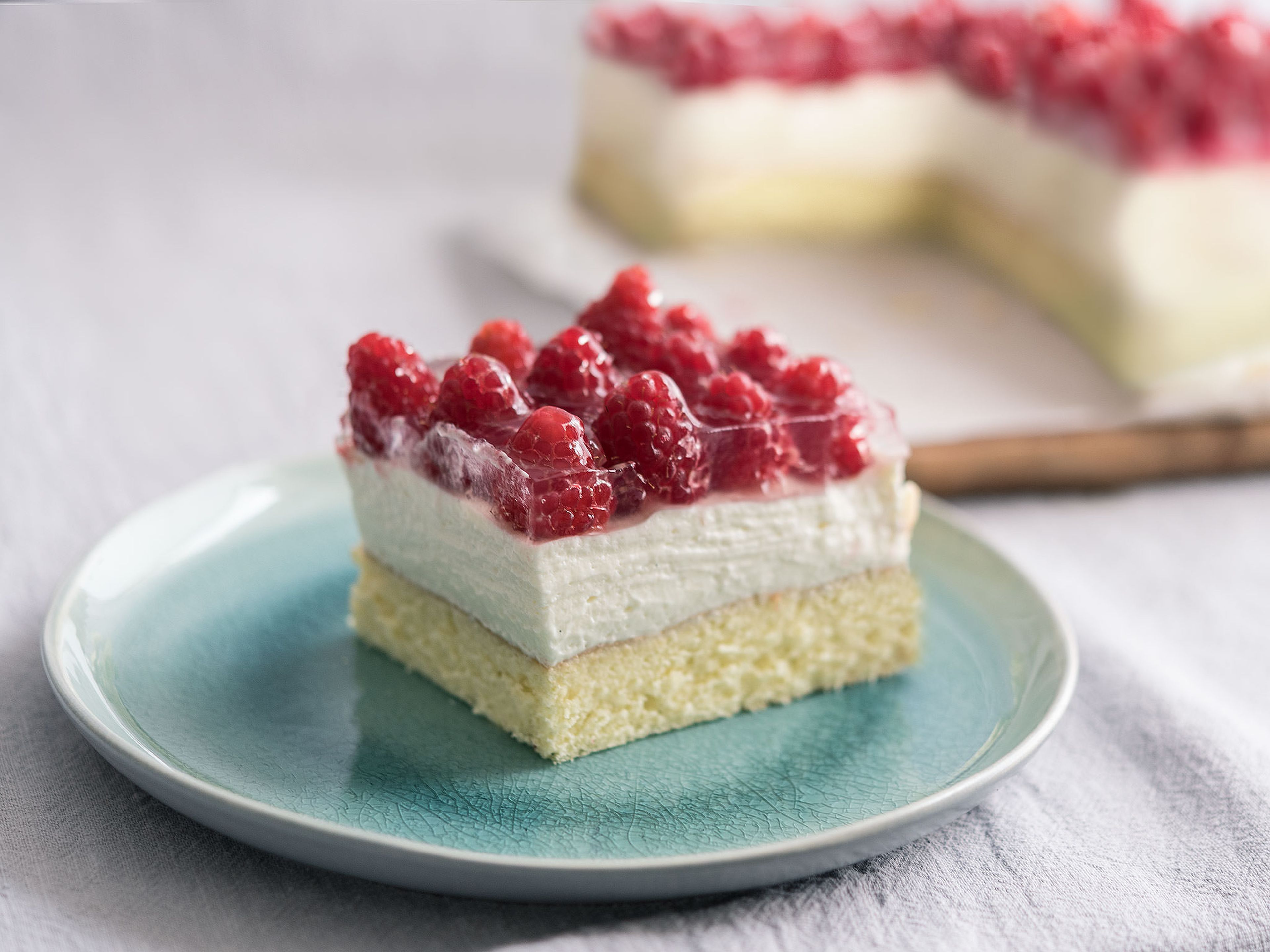 Raspberry sheet cake