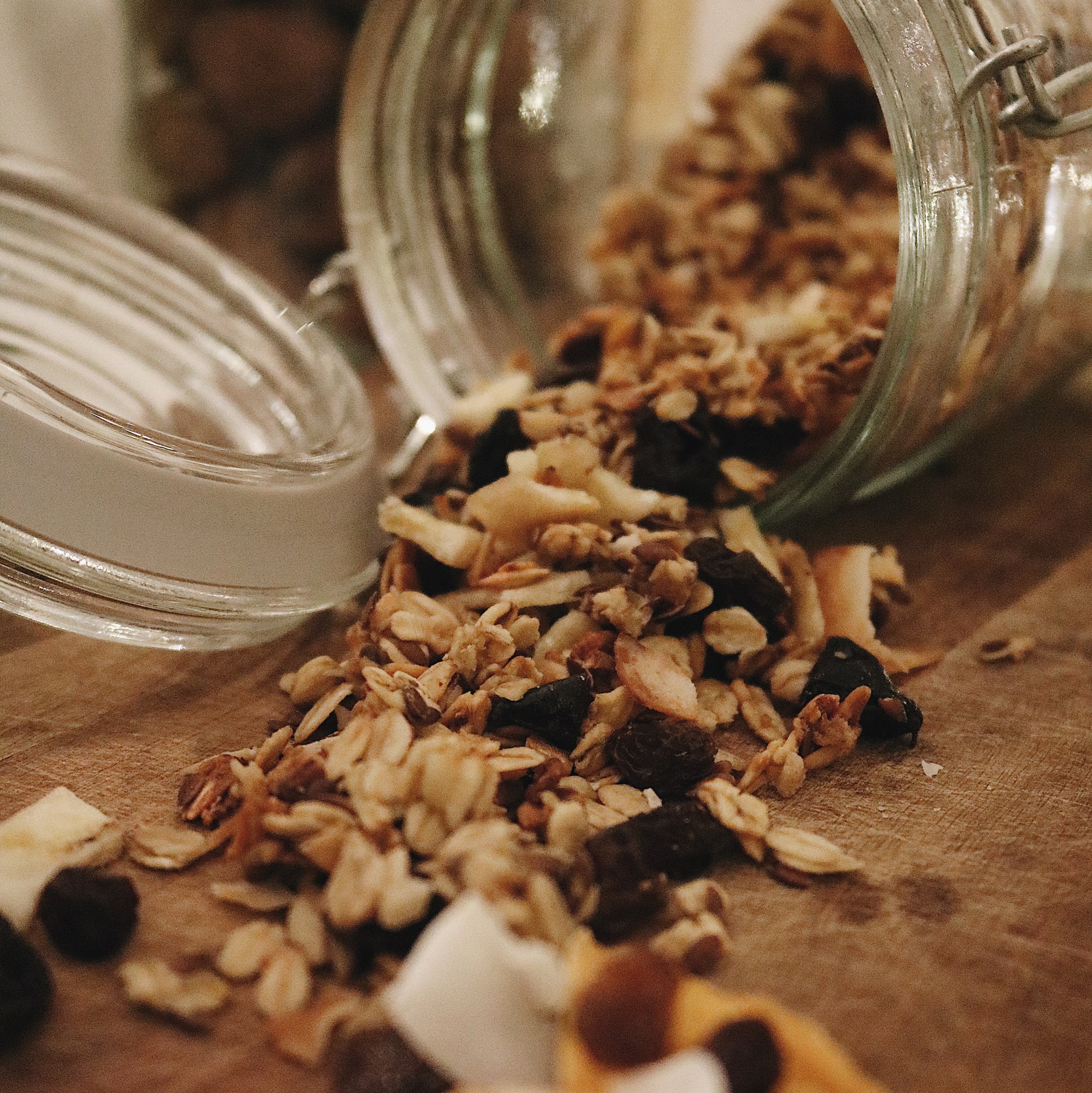 Fruchtiges Knuspermüsli | Rezept | Kitchen Stories