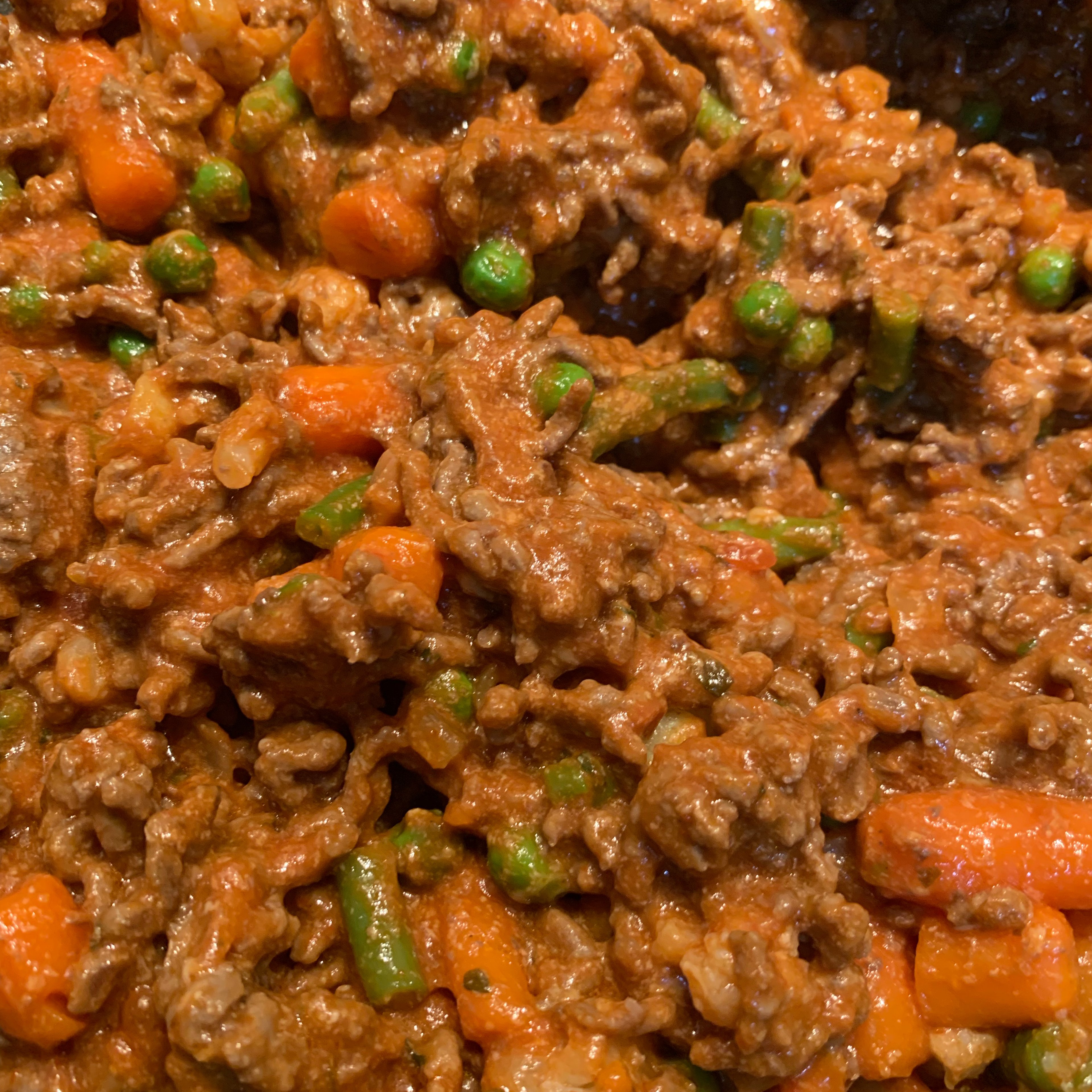 Rice with creamy tomato sauce with mince and veg