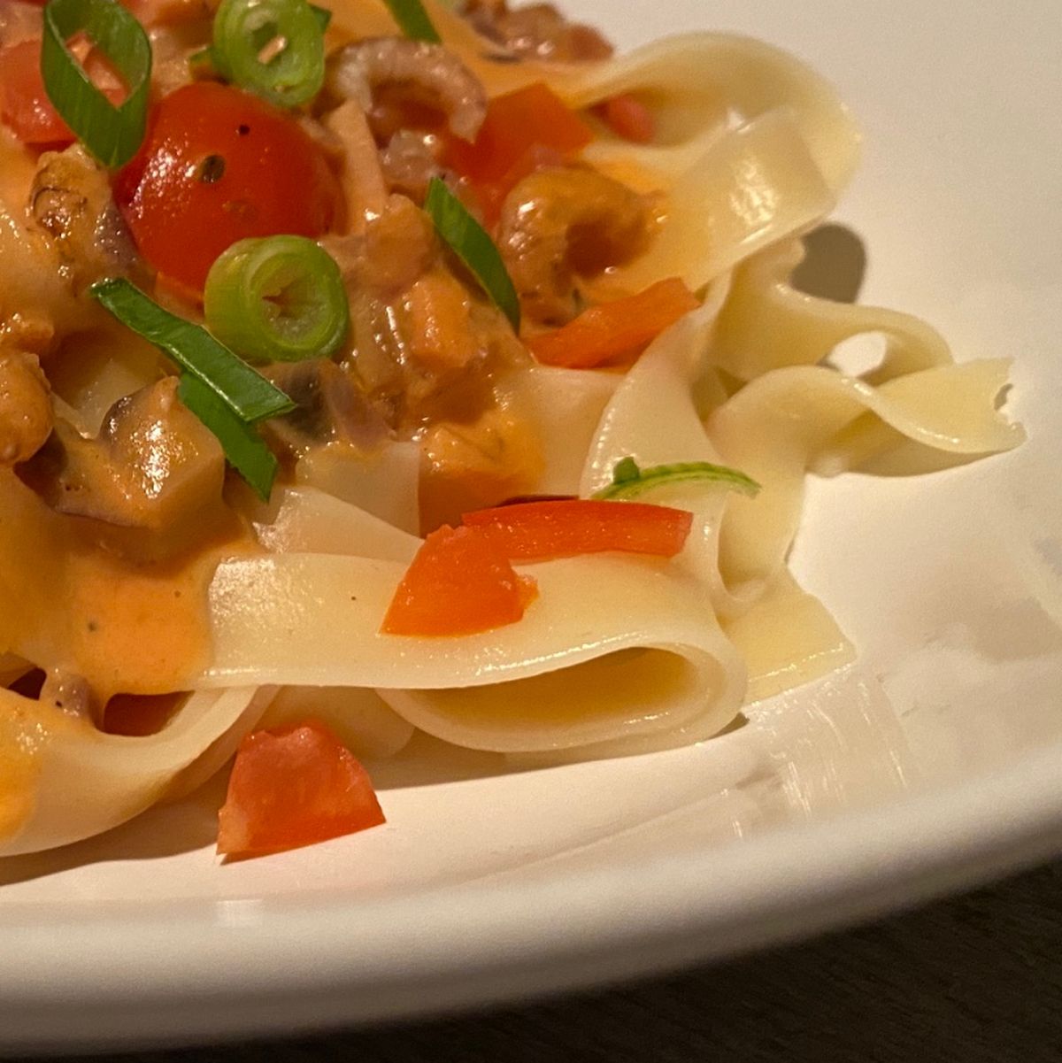 Salmon tomato oregano pasta Recipe Kitchen Stories