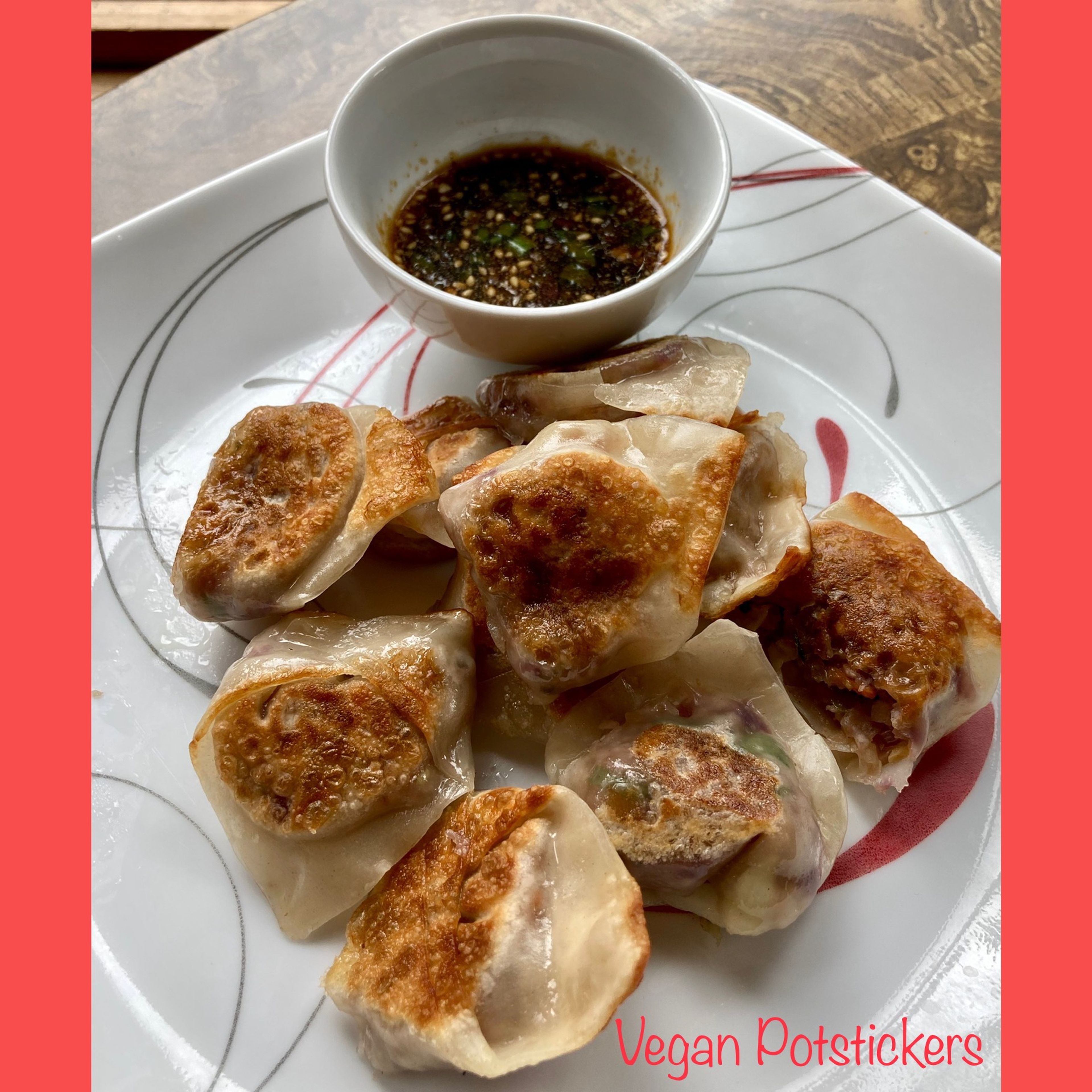 Vegan potstickers with dipping sauce