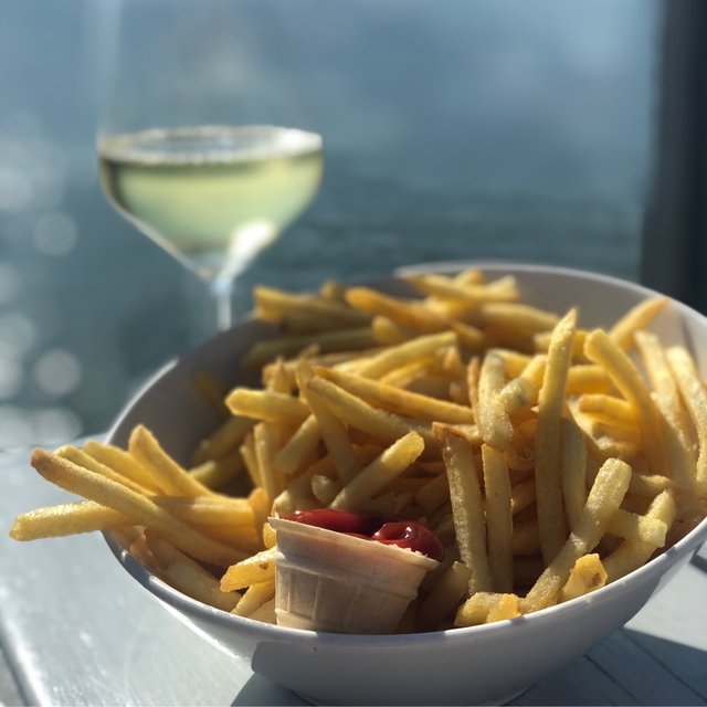 Staudenselleriesalat mit Koriandergrün und Sesam | Rezept | Kitchen Stories