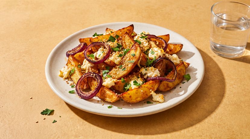 Knoblauch-Feta-Kartoffeln bringen Wohlfühlatmosphäre auf den Tisch