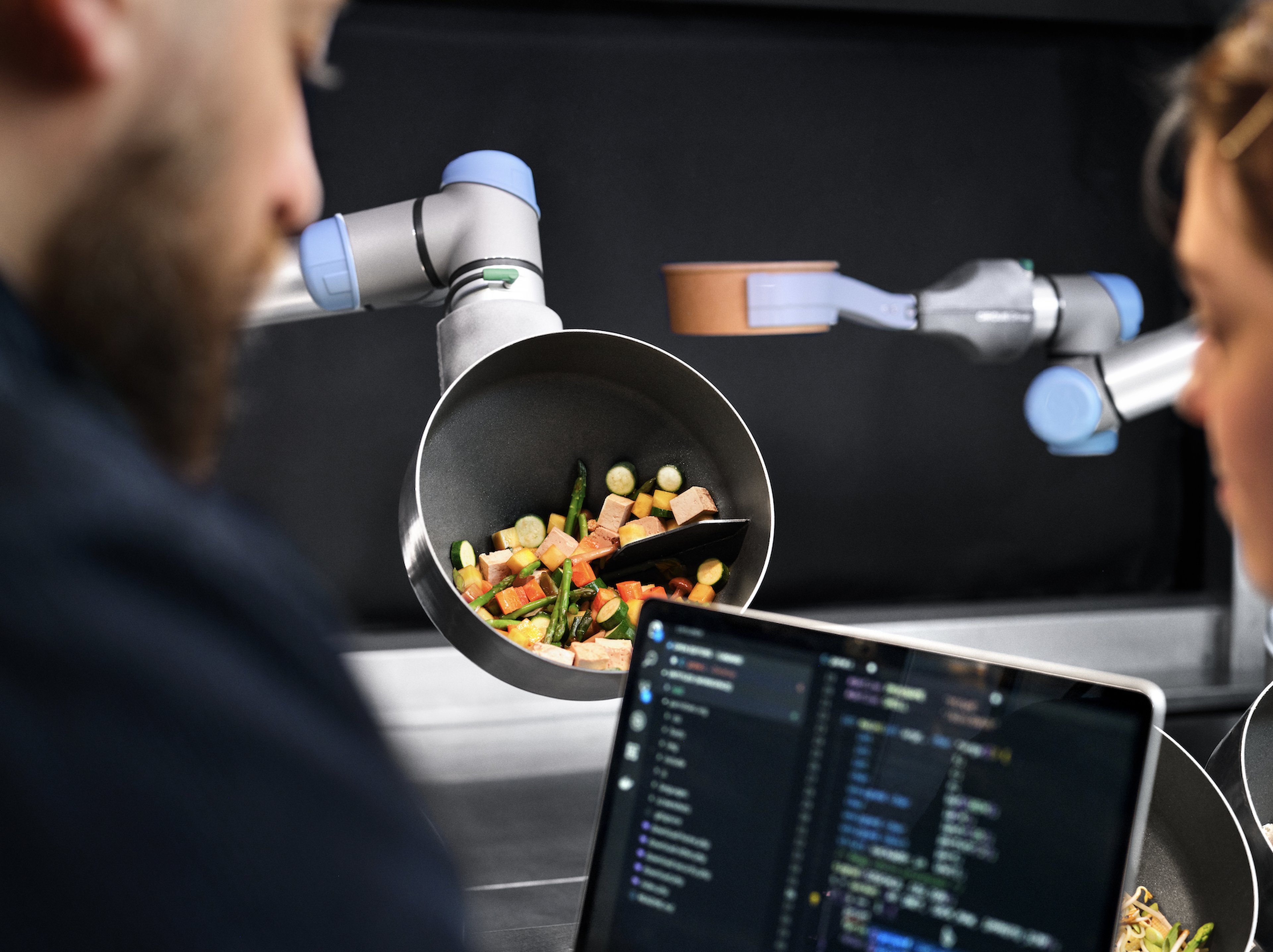 KI am Herd: Hamburger Start-up und Meta bringen Kochroboter auf den Markt