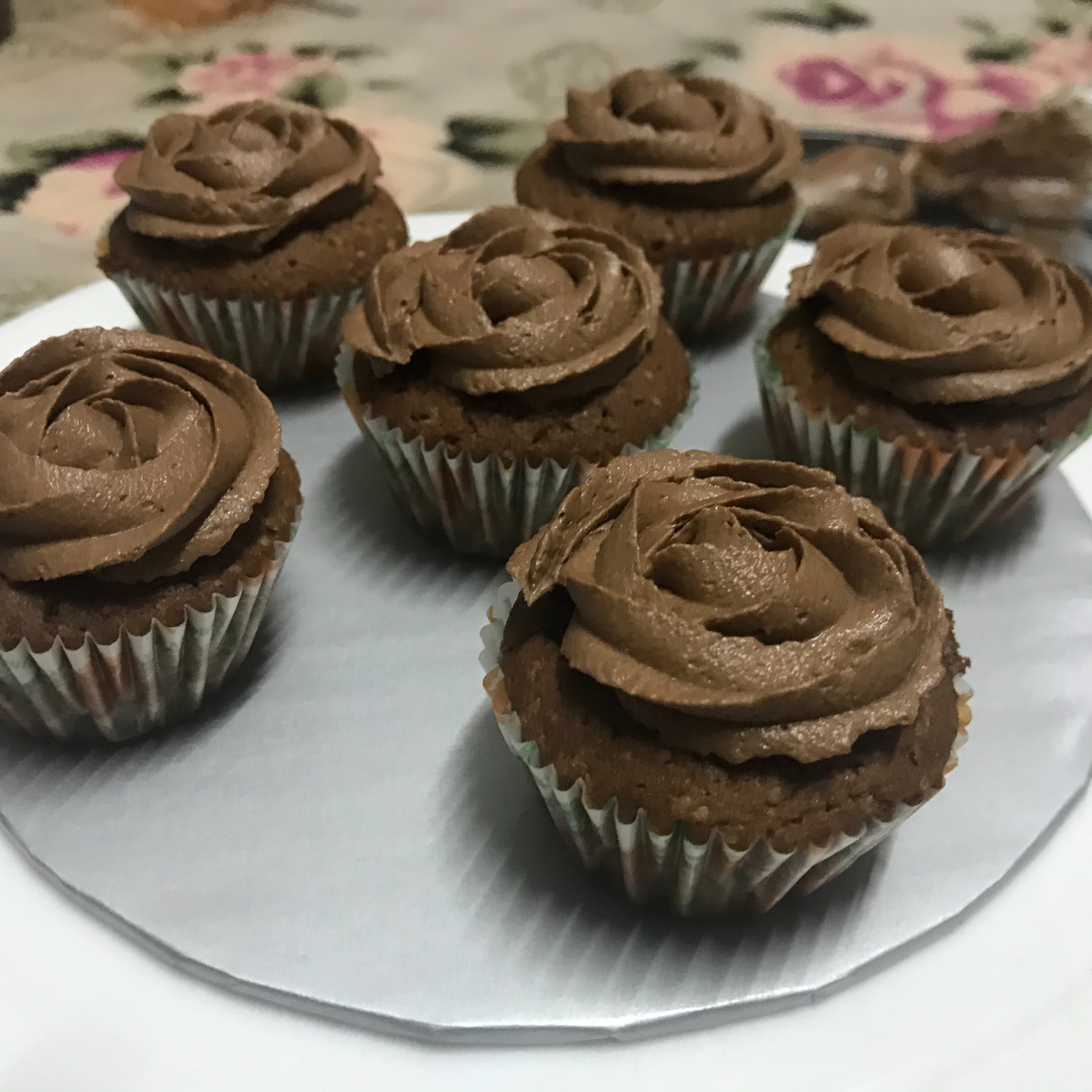 Chocolate Cupcakes with Fudge Frosting / Buttercream 🧁