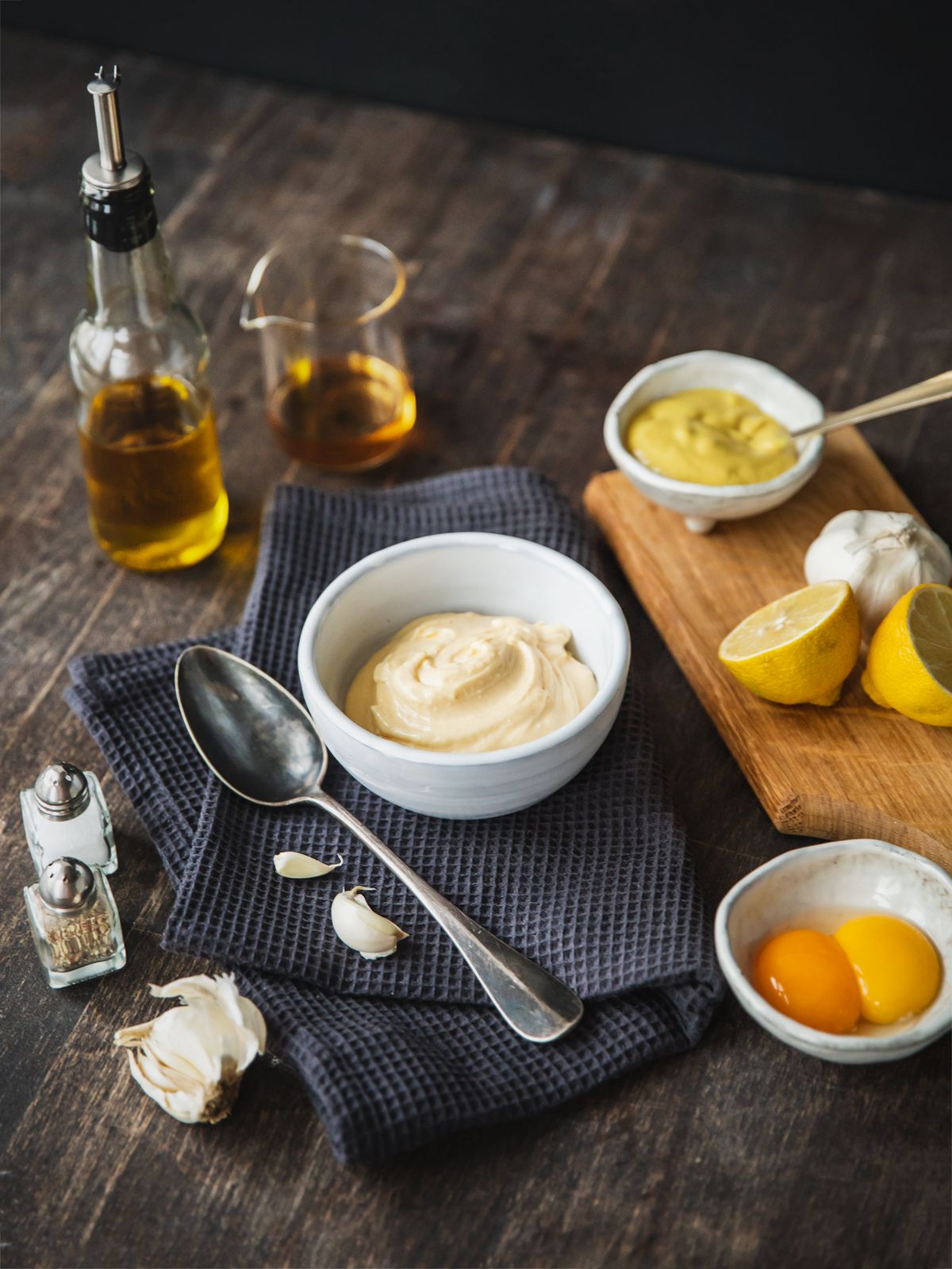 Aioli und Mayonnaise blitzschnell selber machen Stories Kitchen Stories