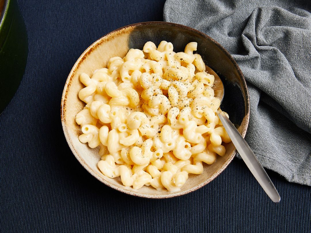 5-ingredient stovetop mac and cheese