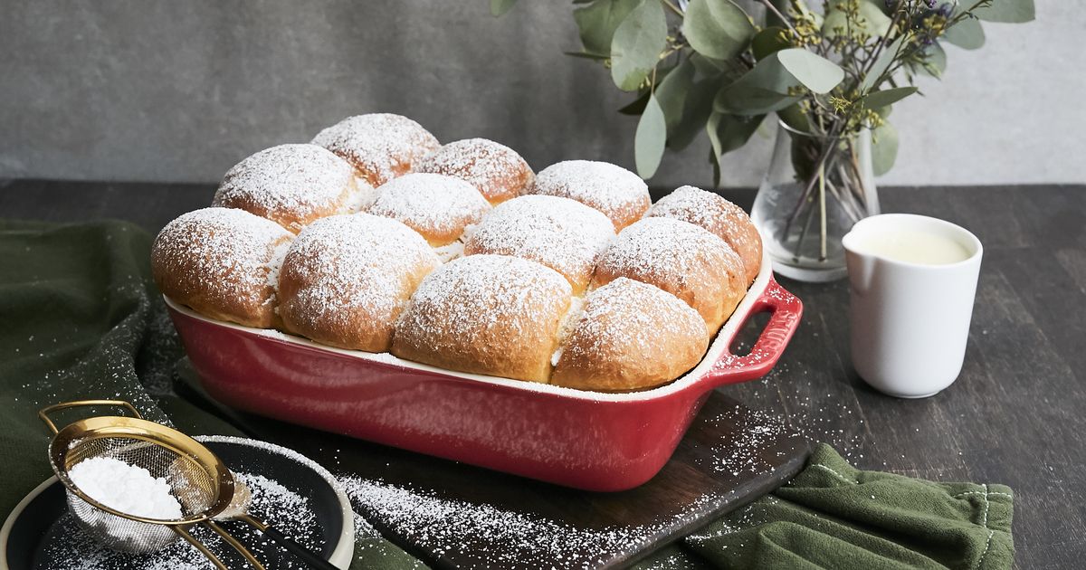 Buchteln (Austrian sweet rolls) | Recipe | Kitchen Stories